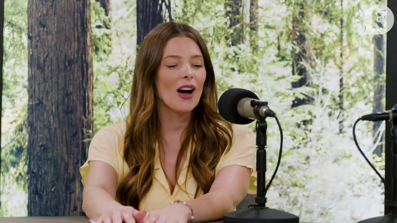 Ashley-Greene-dot-nl_TheTwilightEffect-BreakingDawnPart1RewatchPart1of3-0511.jpg Ashley-Greene-dot-nl_TheTwilightEffect-BreakingDawnPart1RewatchPart1of3-0511.jpg