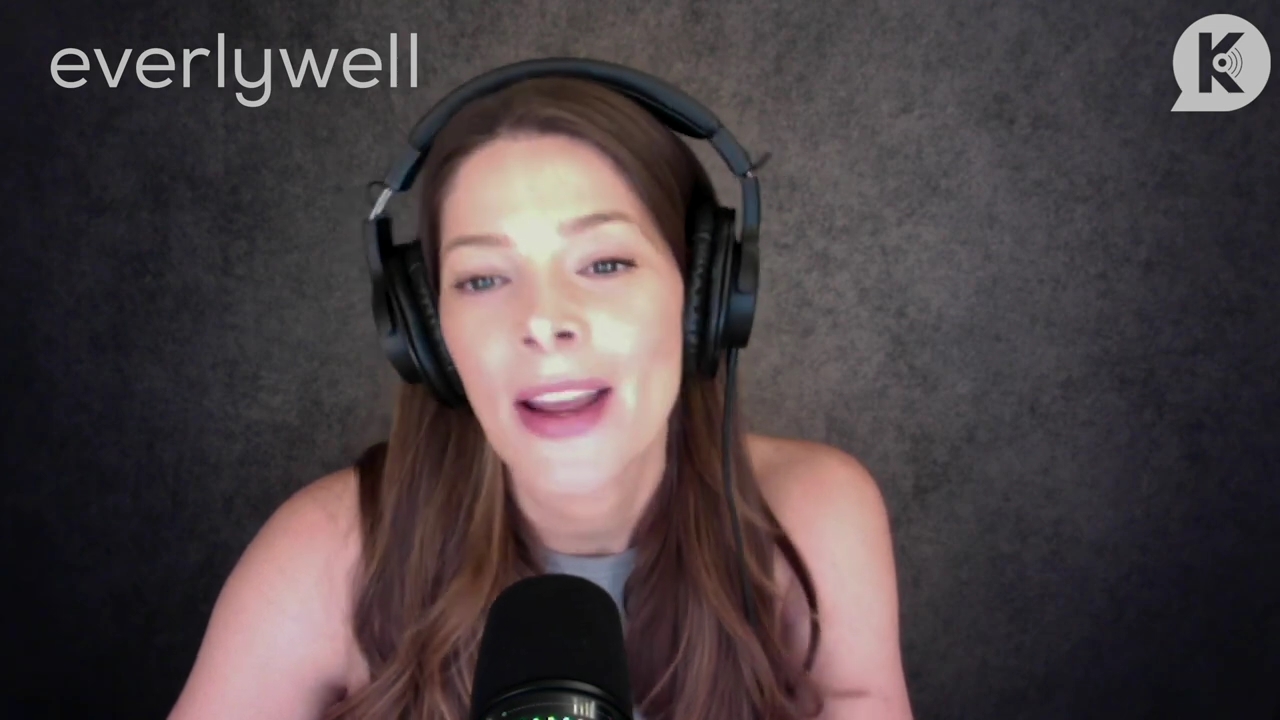 Ashley-Greene-dot-nl_TheTwilightEffect-BreakingDawnPart1RewatchPart1of3-0632.jpg Ashley-Greene-dot-nl_TheTwilightEffect-BreakingDawnPart1RewatchPart1of3-0632.jpg