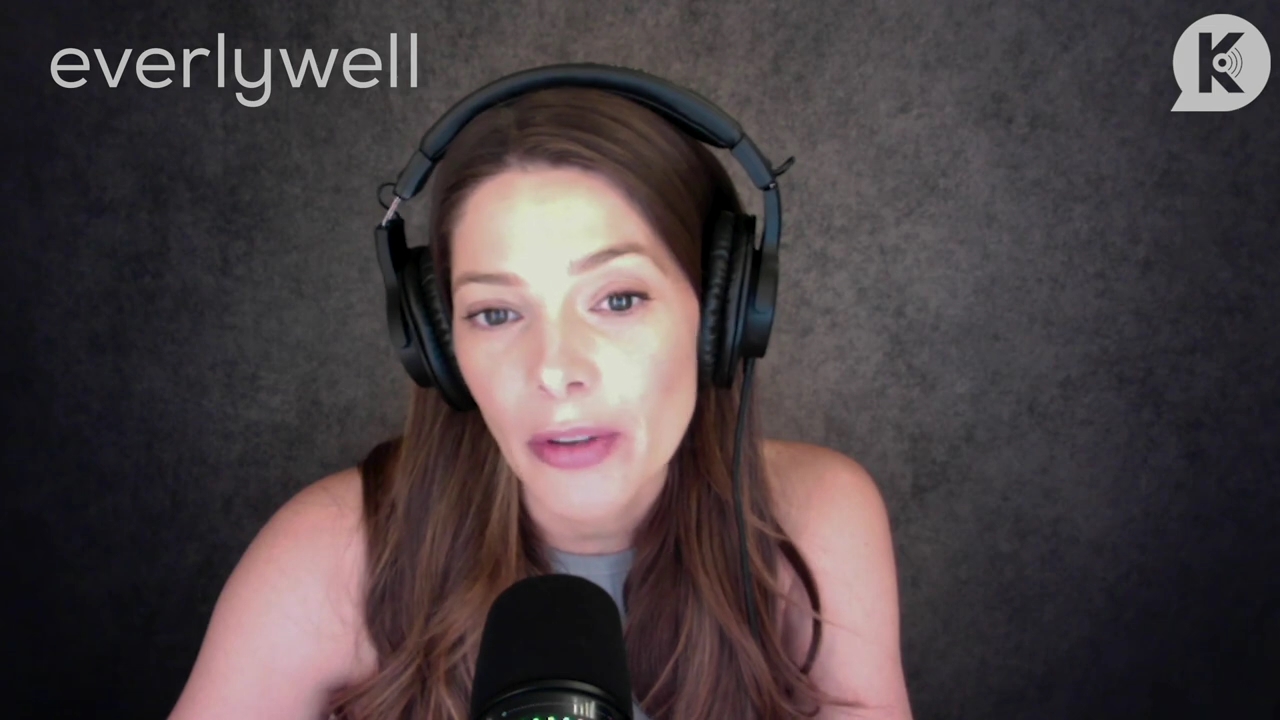 Ashley-Greene-dot-nl_TheTwilightEffect-BreakingDawnPart1RewatchPart1of3-0640.jpg Ashley-Greene-dot-nl_TheTwilightEffect-BreakingDawnPart1RewatchPart1of3-0640.jpg