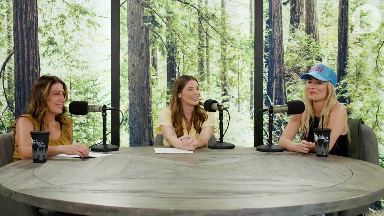 Ashley-Greene-dot-nl_TheTwilightEffect-BreakingDawnPart1RewatchPart1of3-0867.jpg Ashley-Greene-dot-nl_TheTwilightEffect-BreakingDawnPart1RewatchPart1of3-0867.jpg