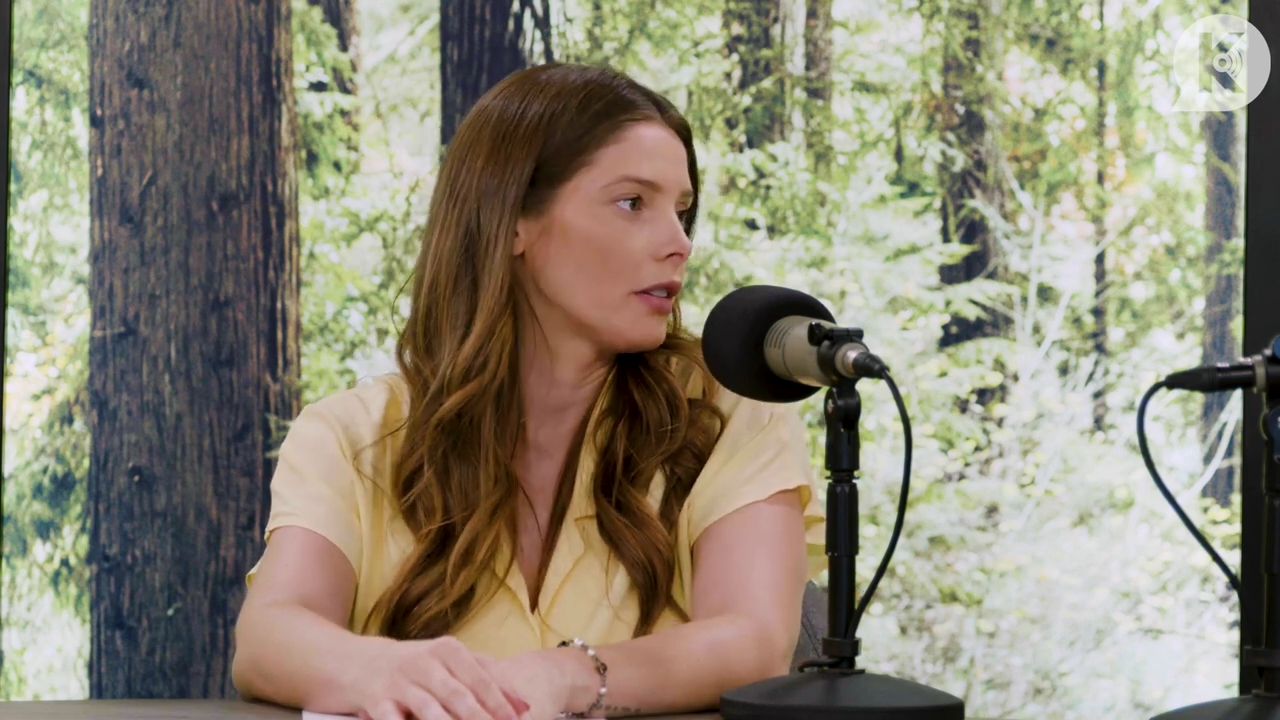 Ashley-Greene-dot-nl_TheTwilightEffect-BreakingDawnPart1RewatchPart1of3-1144.jpg Ashley-Greene-dot-nl_TheTwilightEffect-BreakingDawnPart1RewatchPart1of3-1144.jpg