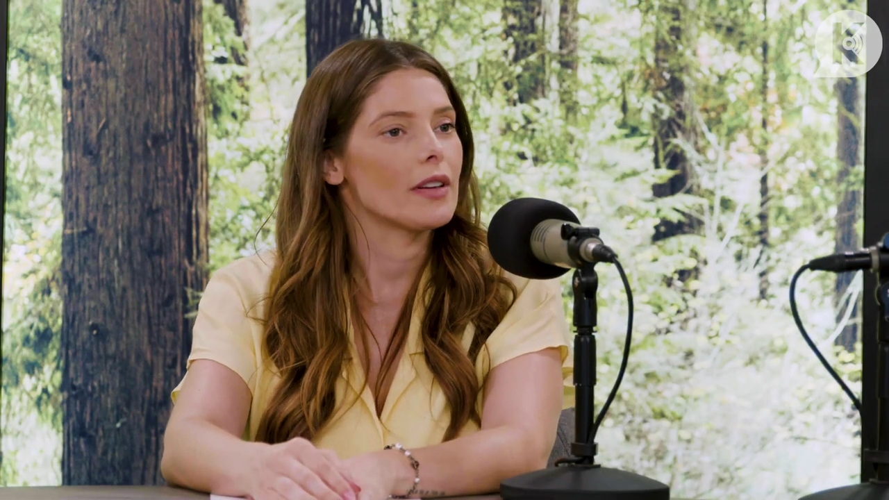 Ashley-Greene-dot-nl_TheTwilightEffect-BreakingDawnPart1RewatchPart1of3-1158.jpg Ashley-Greene-dot-nl_TheTwilightEffect-BreakingDawnPart1RewatchPart1of3-1158.jpg