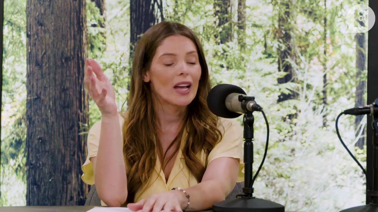 Ashley-Greene-dot-nl_TheTwilightEffect-BreakingDawnPart1RewatchPart1of3-1222.jpg Ashley-Greene-dot-nl_TheTwilightEffect-BreakingDawnPart1RewatchPart1of3-1222.jpg