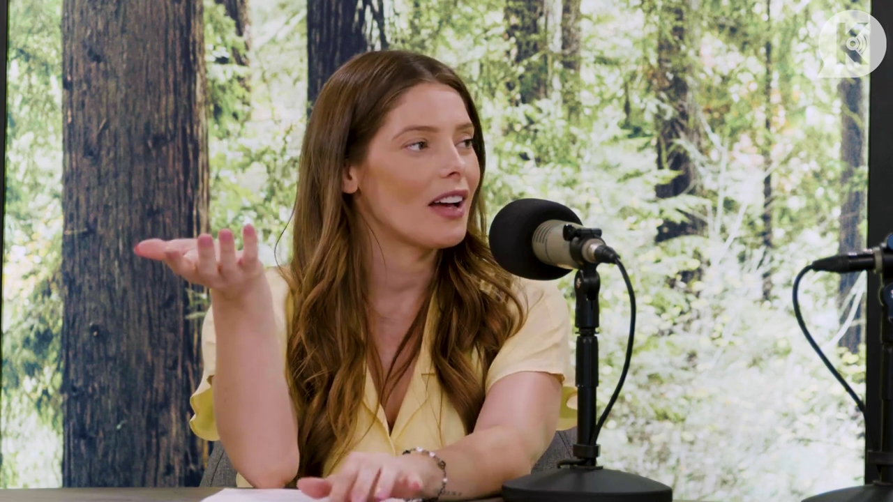 Ashley-Greene-dot-nl_TheTwilightEffect-BreakingDawnPart1RewatchPart1of3-1223.jpg Ashley-Greene-dot-nl_TheTwilightEffect-BreakingDawnPart1RewatchPart1of3-1223.jpg