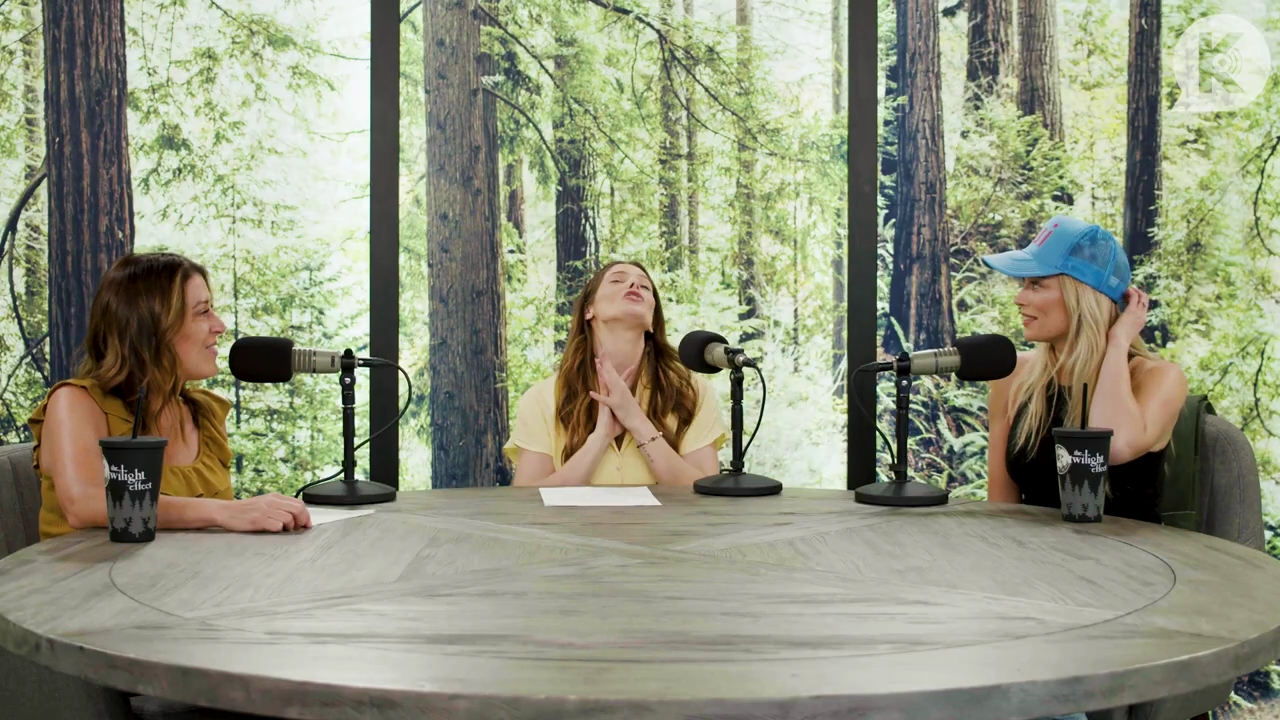 Ashley-Greene-dot-nl_TheTwilightEffect-BreakingDawnPart1RewatchPart1of3-1228.jpg Ashley-Greene-dot-nl_TheTwilightEffect-BreakingDawnPart1RewatchPart1of3-1228.jpg