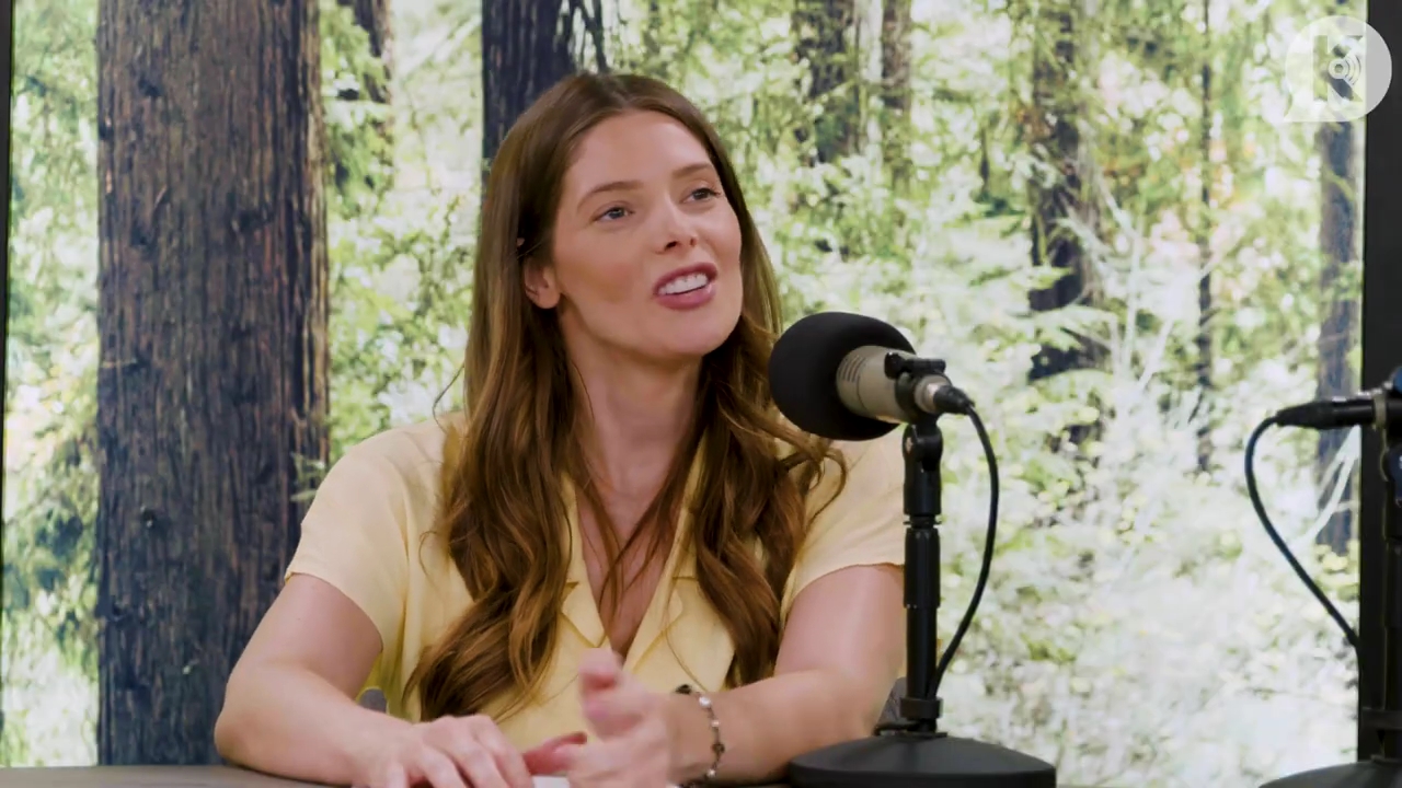 Ashley-Greene-dot-nl_TheTwilightEffect-BreakingDawnPart1RewatchPart1of3-1407.jpg Ashley-Greene-dot-nl_TheTwilightEffect-BreakingDawnPart1RewatchPart1of3-1407.jpg