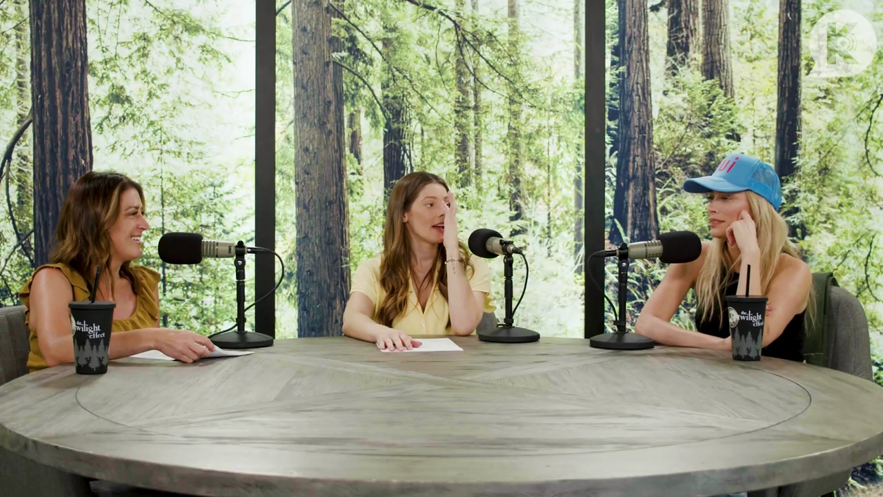 Ashley-Greene-dot-nl_TheTwilightEffect-BreakingDawnPart1RewatchPart1of3-1429.jpg