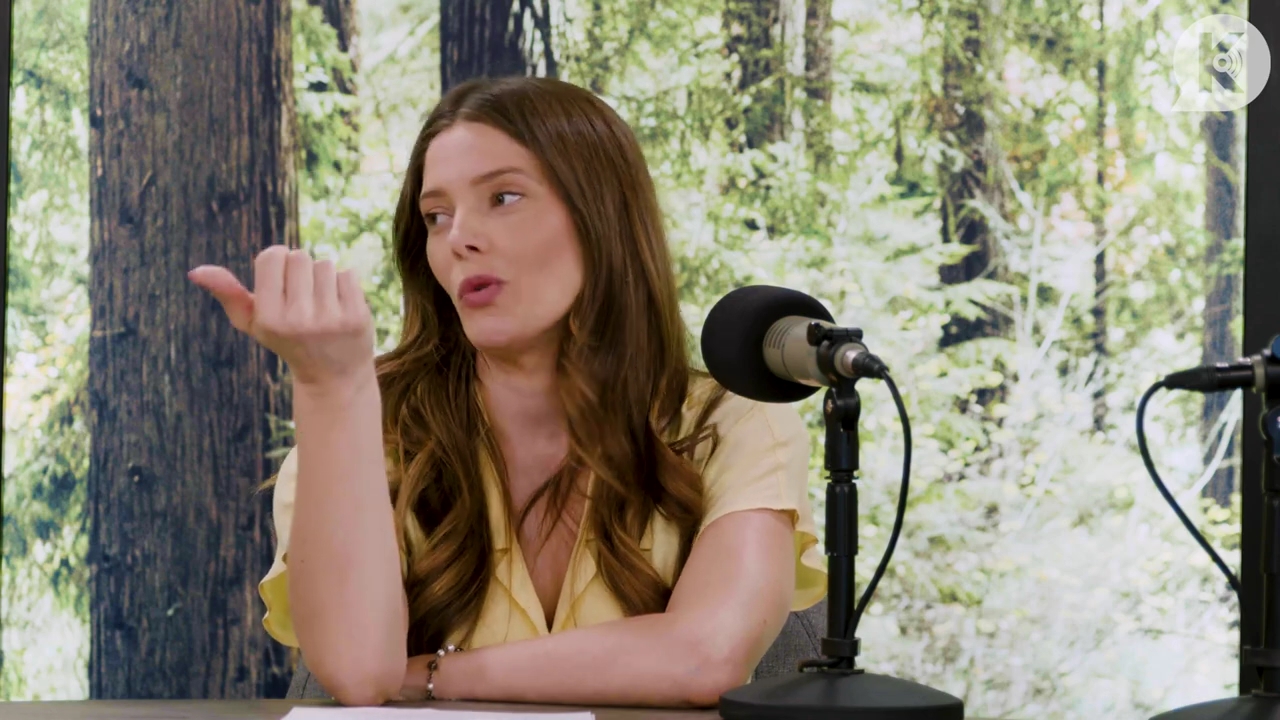 Ashley-Greene-dot-nl_TheTwilightEffect-BreakingDawnPart1RewatchPart1of3-1527.jpg