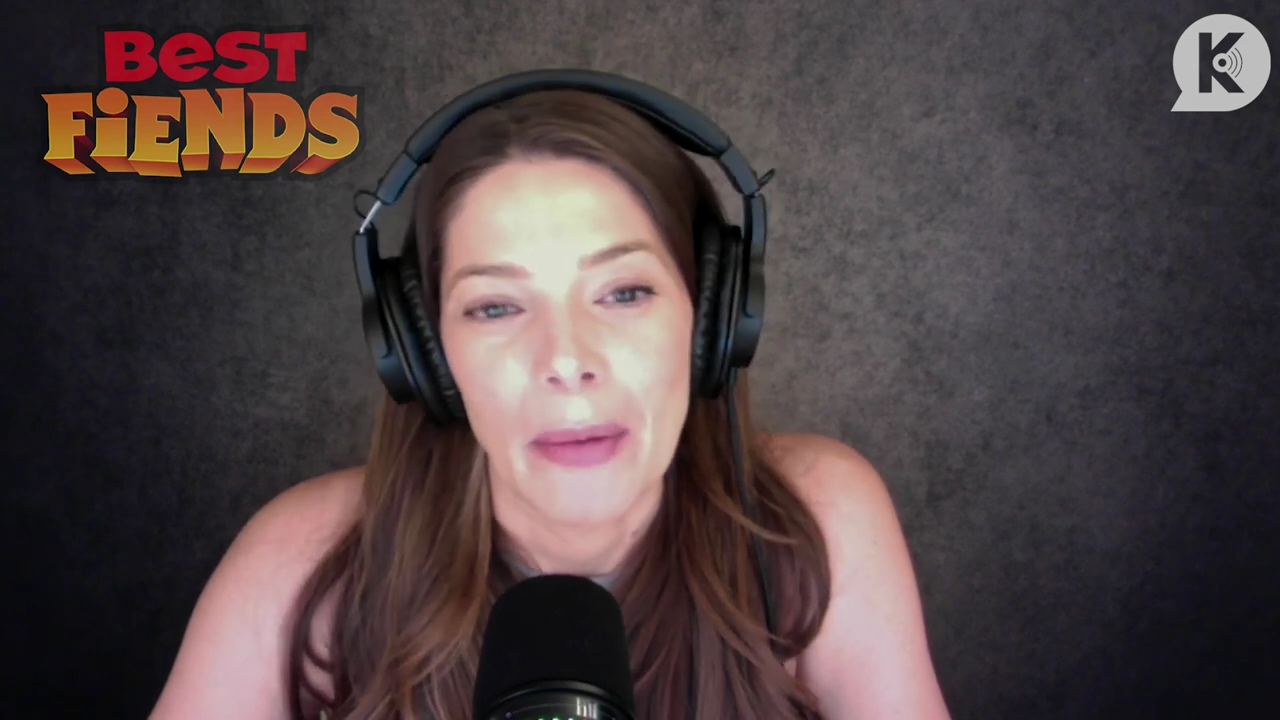 Ashley-Greene-dot-nl_TheTwilightEffect-BreakingDawnPart1RewatchPart1of3-1796.jpg Ashley-Greene-dot-nl_TheTwilightEffect-BreakingDawnPart1RewatchPart1of3-1796.jpg