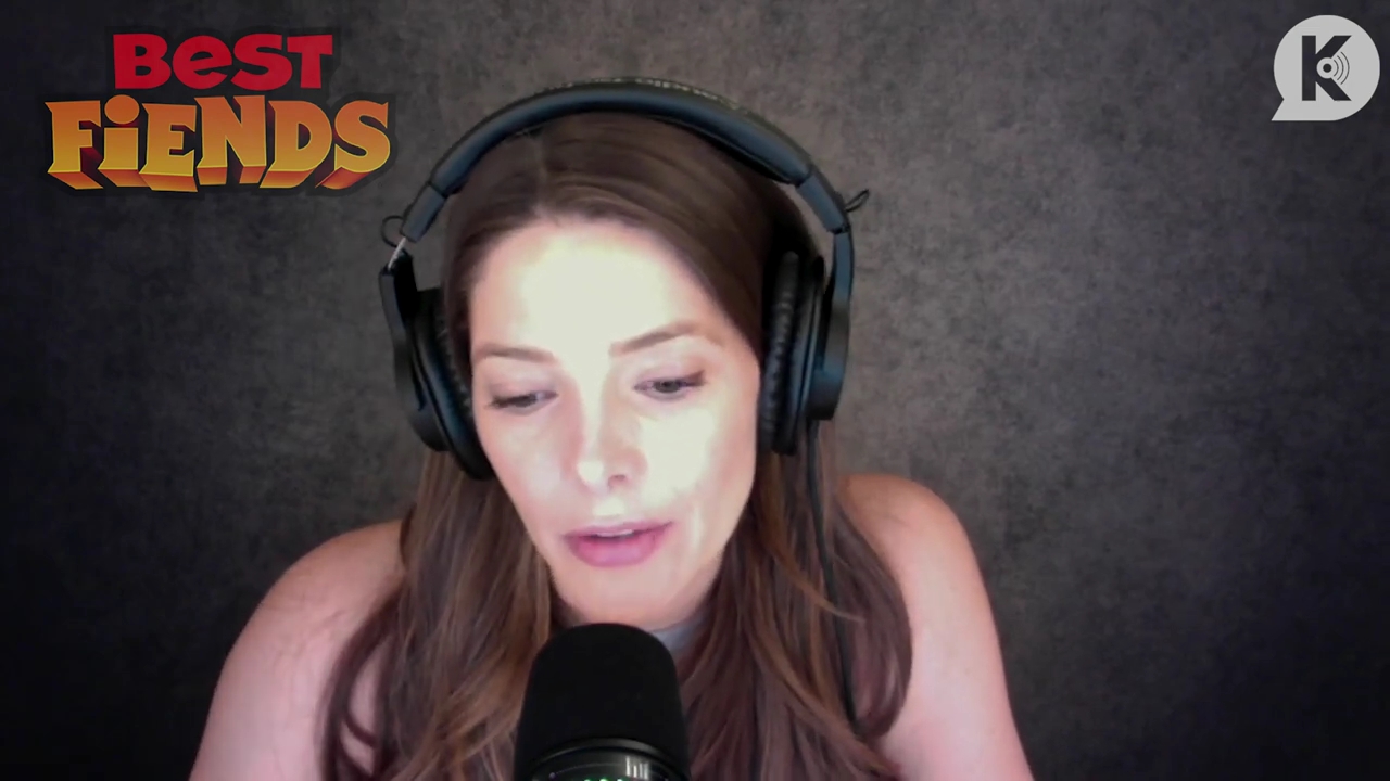 Ashley-Greene-dot-nl_TheTwilightEffect-BreakingDawnPart1RewatchPart1of3-1827.jpg Ashley-Greene-dot-nl_TheTwilightEffect-BreakingDawnPart1RewatchPart1of3-1827.jpg