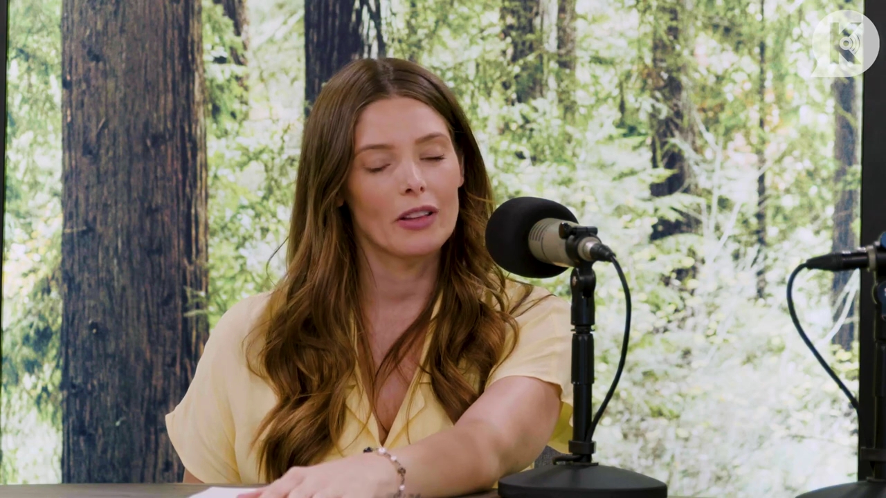 Ashley-Greene-dot-nl_TheTwilightEffect-BreakingDawnPart1RewatchPart1of3-1865.jpg Ashley-Greene-dot-nl_TheTwilightEffect-BreakingDawnPart1RewatchPart1of3-1865.jpg