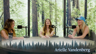 Ashley-Greene-dot-nl_TheTwilightEffect-BreakingDawnPart1RewatchPart1of3-0141.jpg