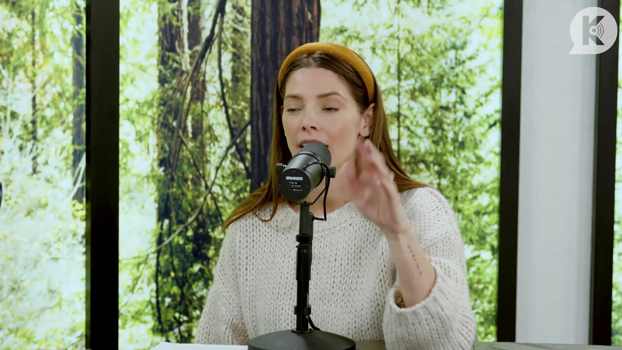 Ashley-Greene-dot-nl_TheTwilightEffect-TwiliightRewatchtPart2of3-0420.jpg Ashley-Greene-dot-nl_TheTwilightEffect-TwiliightRewatchtPart2of3-0420.jpg