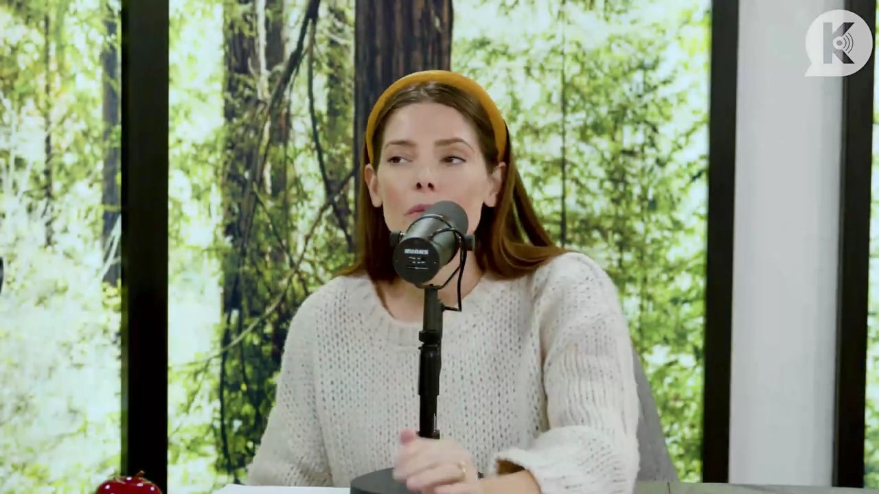 Ashley-Greene-dot-nl_TheTwilightEffect-TwiliightRewatchtPart2of3-0756.jpg Ashley-Greene-dot-nl_TheTwilightEffect-TwiliightRewatchtPart2of3-0756.jpg