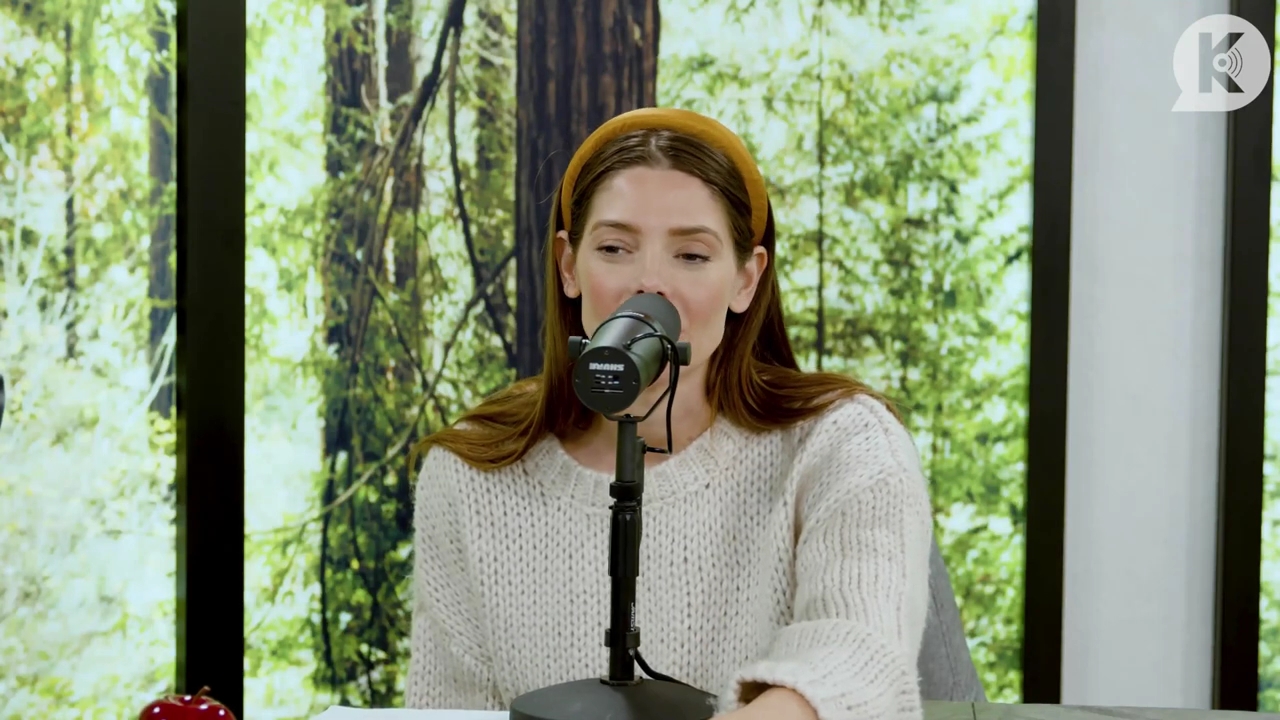 Ashley-Greene-dot-nl_TheTwilightEffect-TwiliightRewatchtPart2of3-1001.jpg Ashley-Greene-dot-nl_TheTwilightEffect-TwiliightRewatchtPart2of3-1001.jpg