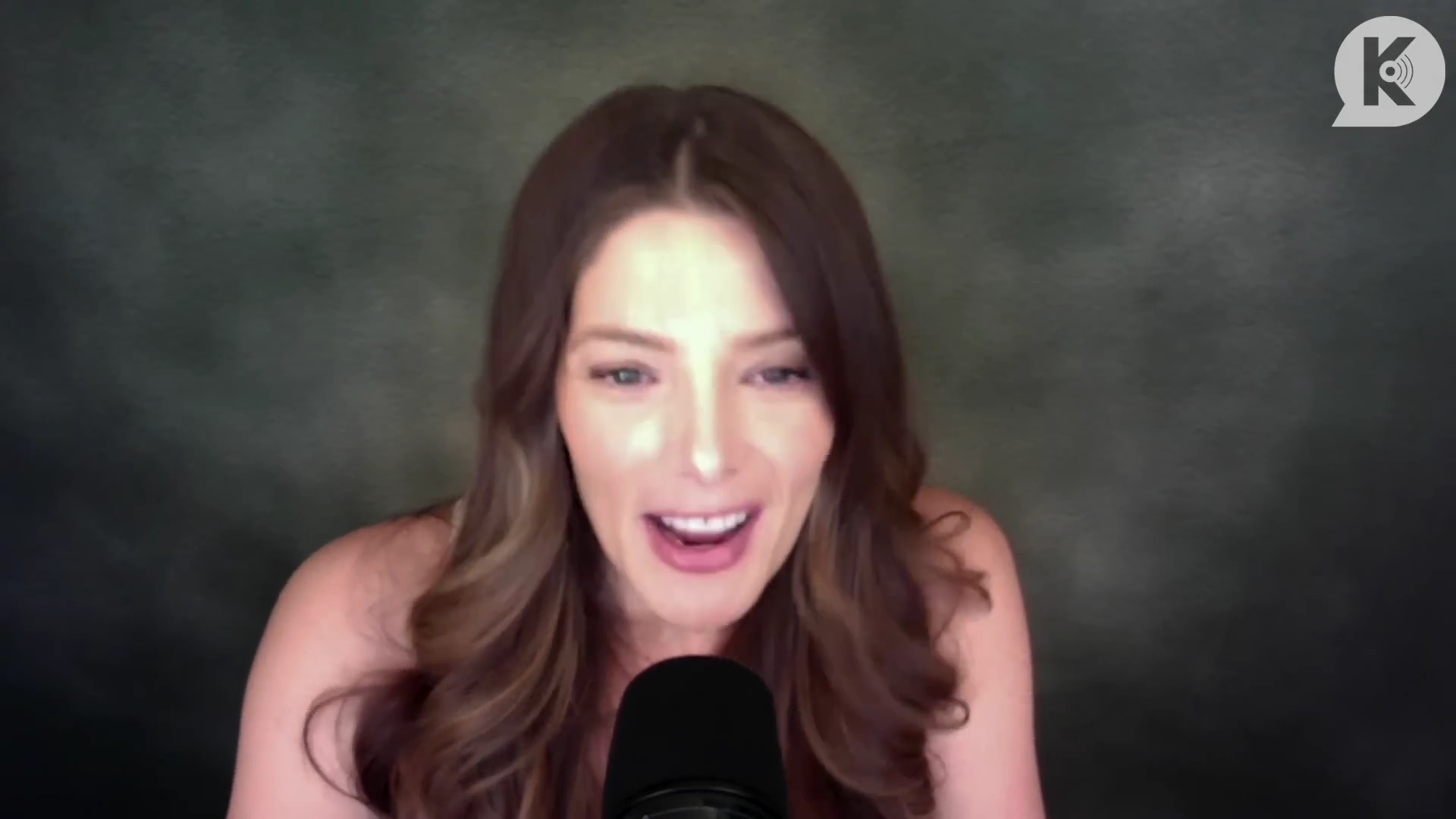 Ashley-Greene-dot-nl_TheTwilightEffect-BreakingDawnPart1RewatchPart2of3-0001.jpg Ashley-Greene-dot-nl_TheTwilightEffect-BreakingDawnPart1RewatchPart2of3-0001.jpg