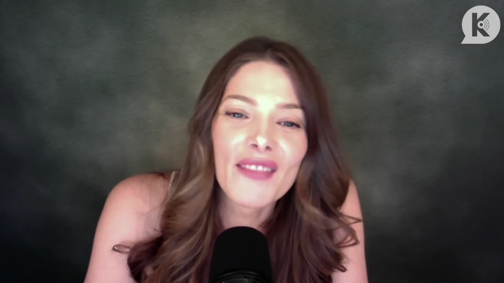 Ashley-Greene-dot-nl_TheTwilightEffect-BreakingDawnPart1RewatchPart2of3-0027.jpg Ashley-Greene-dot-nl_TheTwilightEffect-BreakingDawnPart1RewatchPart2of3-0027.jpg