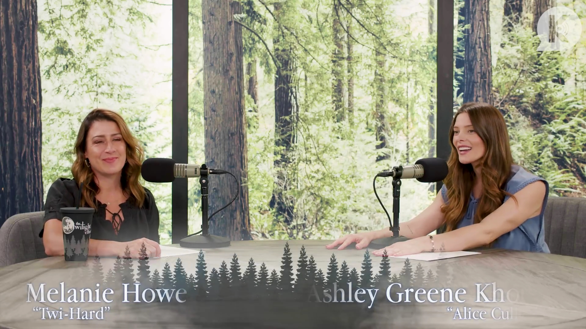 Ashley-Greene-dot-nl_TheTwilightEffect-BreakingDawnPart1RewatchPart2of3-0057.jpg Ashley-Greene-dot-nl_TheTwilightEffect-BreakingDawnPart1RewatchPart2of3-0057.jpg