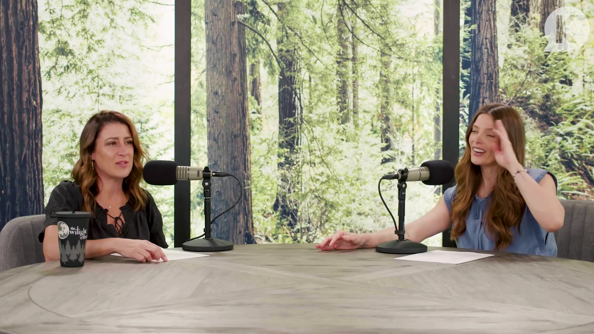 Ashley-Greene-dot-nl_TheTwilightEffect-BreakingDawnPart1RewatchPart2of3-0100.jpg Ashley-Greene-dot-nl_TheTwilightEffect-BreakingDawnPart1RewatchPart2of3-0100.jpg