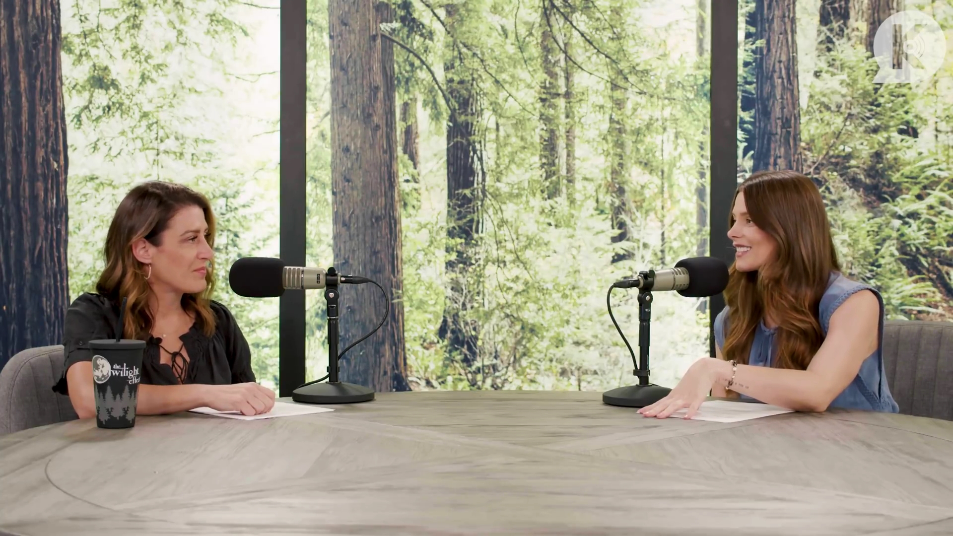 Ashley-Greene-dot-nl_TheTwilightEffect-BreakingDawnPart1RewatchPart2of3-0121.jpg Ashley-Greene-dot-nl_TheTwilightEffect-BreakingDawnPart1RewatchPart2of3-0121.jpg