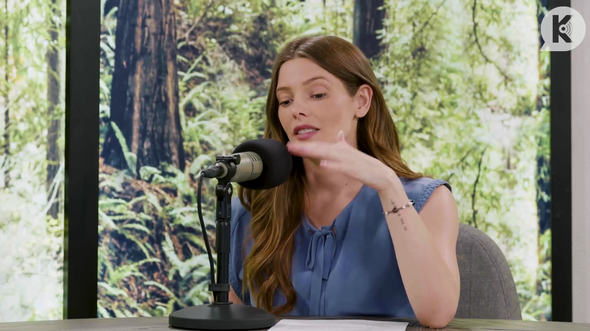 Ashley-Greene-dot-nl_TheTwilightEffect-BreakingDawnPart1RewatchPart2of3-0200.jpg Ashley-Greene-dot-nl_TheTwilightEffect-BreakingDawnPart1RewatchPart2of3-0200.jpg