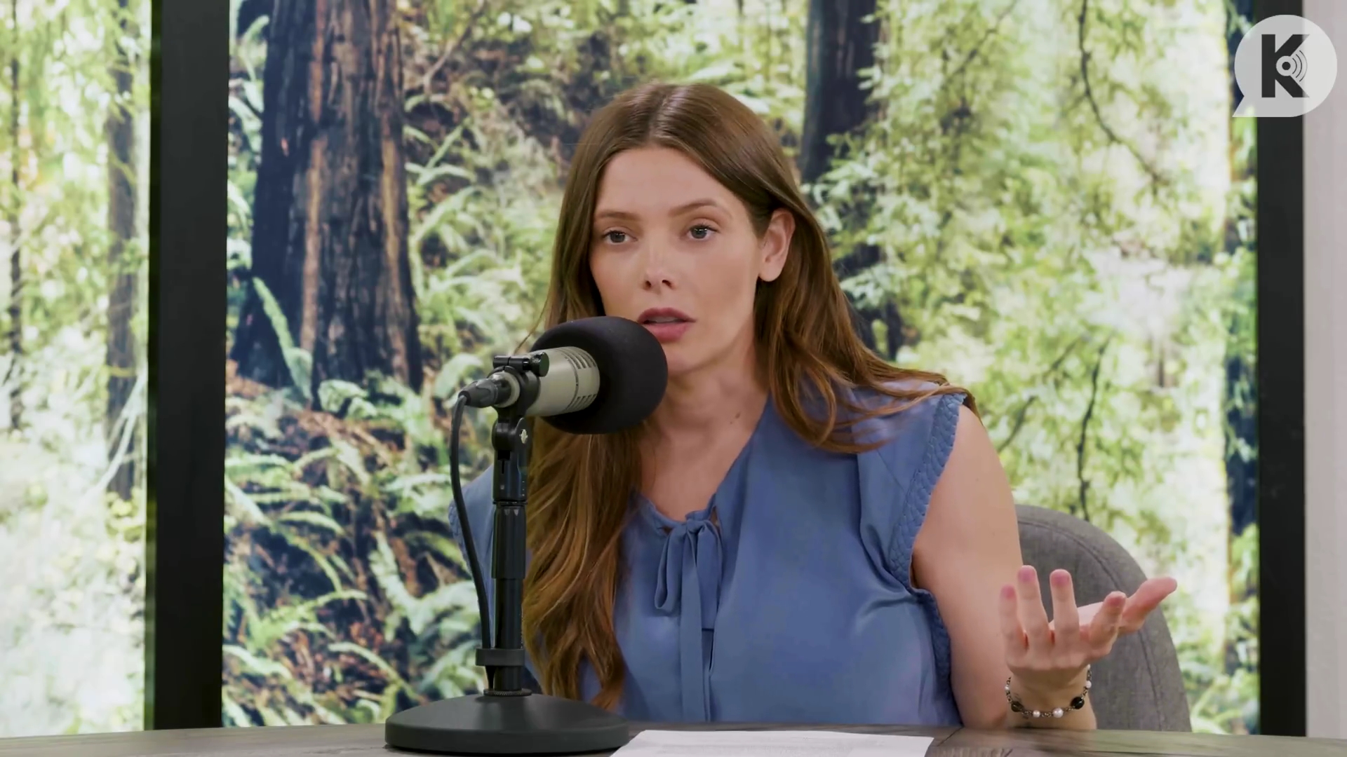 Ashley-Greene-dot-nl_TheTwilightEffect-BreakingDawnPart1RewatchPart2of3-0214.jpg Ashley-Greene-dot-nl_TheTwilightEffect-BreakingDawnPart1RewatchPart2of3-0214.jpg