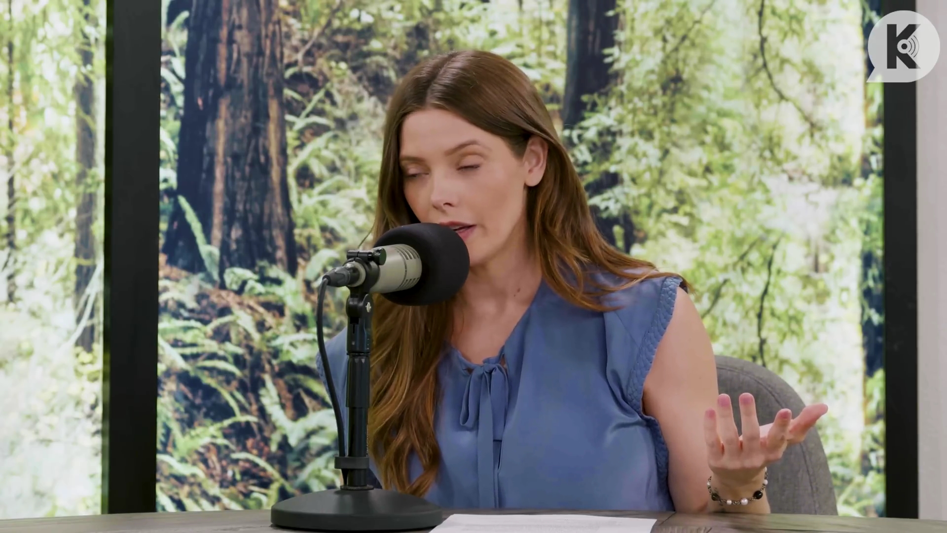 Ashley-Greene-dot-nl_TheTwilightEffect-BreakingDawnPart1RewatchPart2of3-0215.jpg Ashley-Greene-dot-nl_TheTwilightEffect-BreakingDawnPart1RewatchPart2of3-0215.jpg