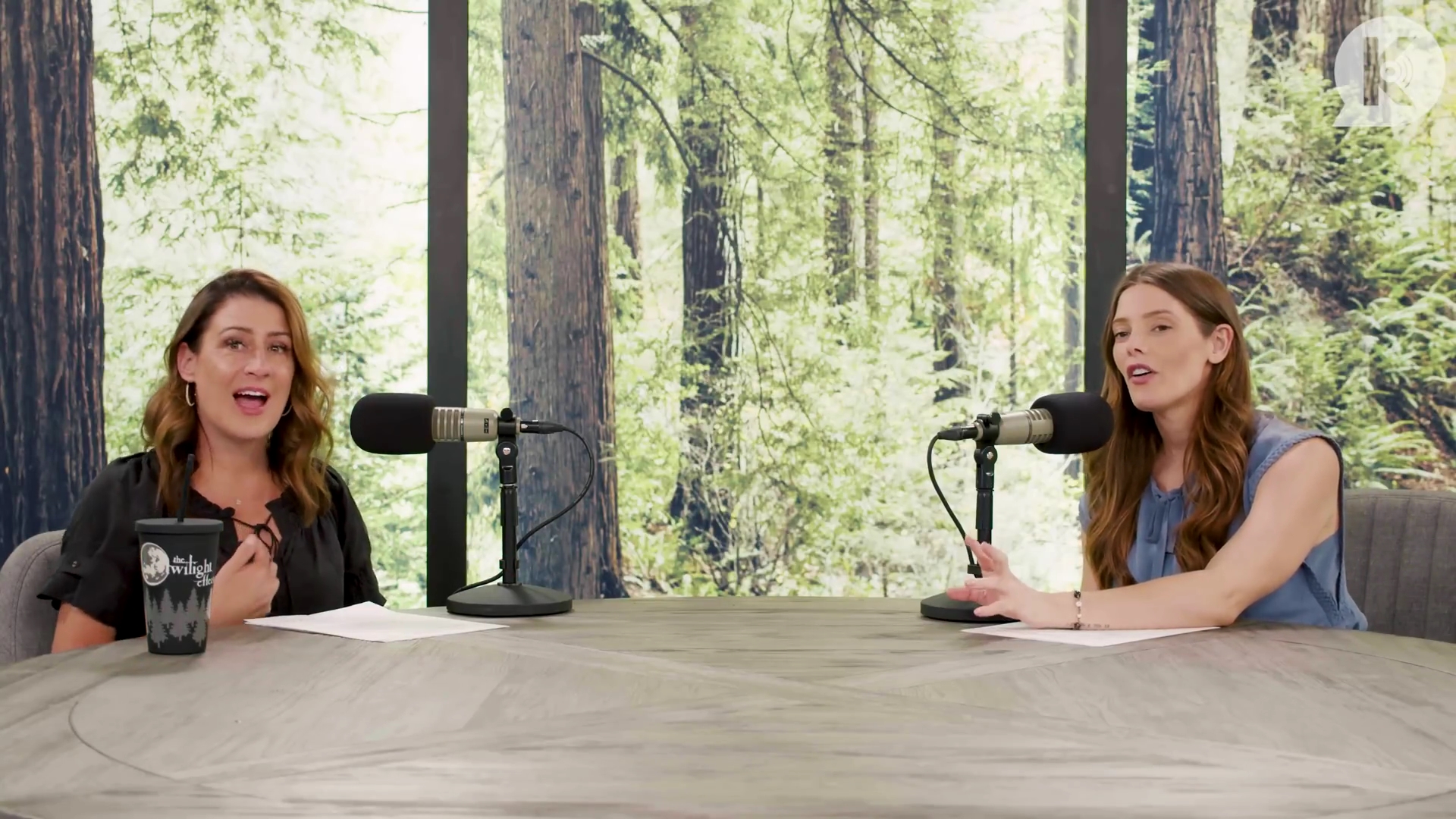 Ashley-Greene-dot-nl_TheTwilightEffect-BreakingDawnPart1RewatchPart2of3-0289.jpg Ashley-Greene-dot-nl_TheTwilightEffect-BreakingDawnPart1RewatchPart2of3-0289.jpg