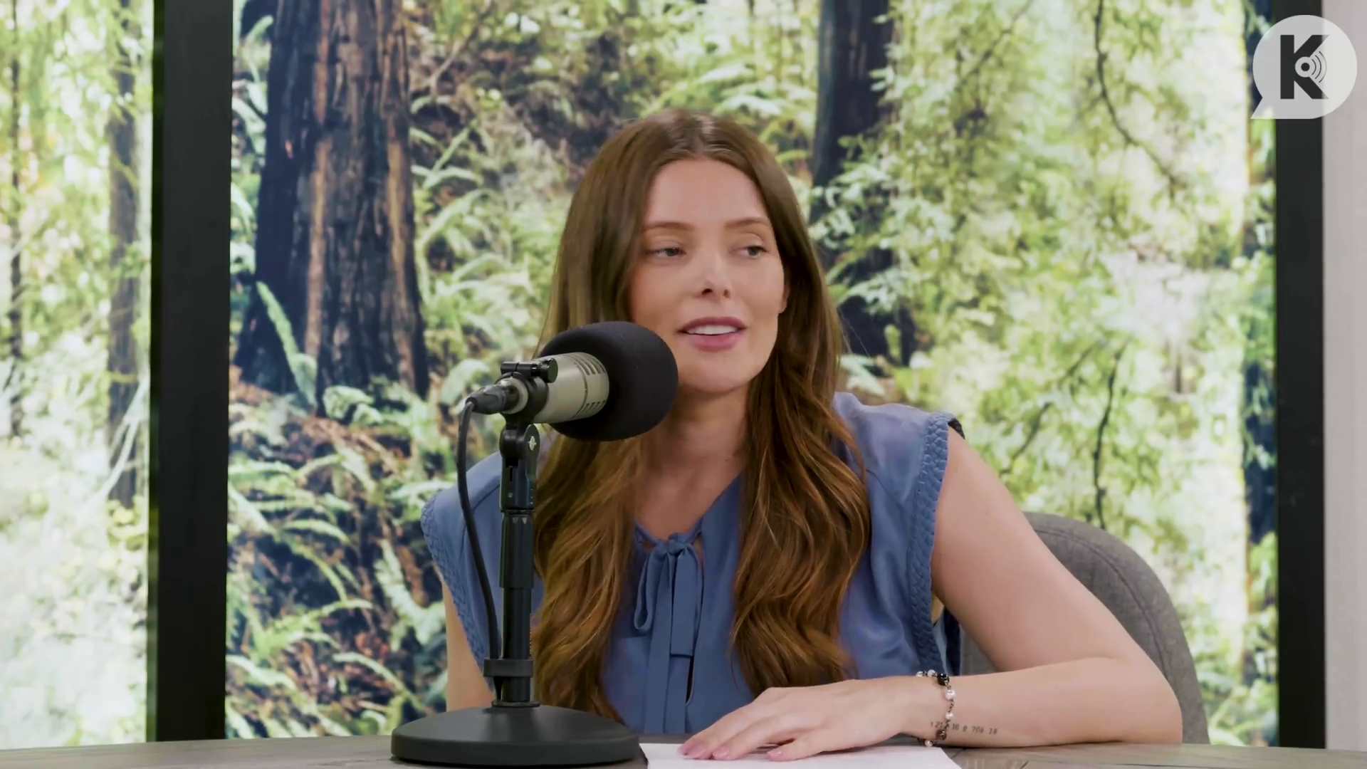 Ashley-Greene-dot-nl_TheTwilightEffect-BreakingDawnPart1RewatchPart2of3-0321.jpg Ashley-Greene-dot-nl_TheTwilightEffect-BreakingDawnPart1RewatchPart2of3-0321.jpg