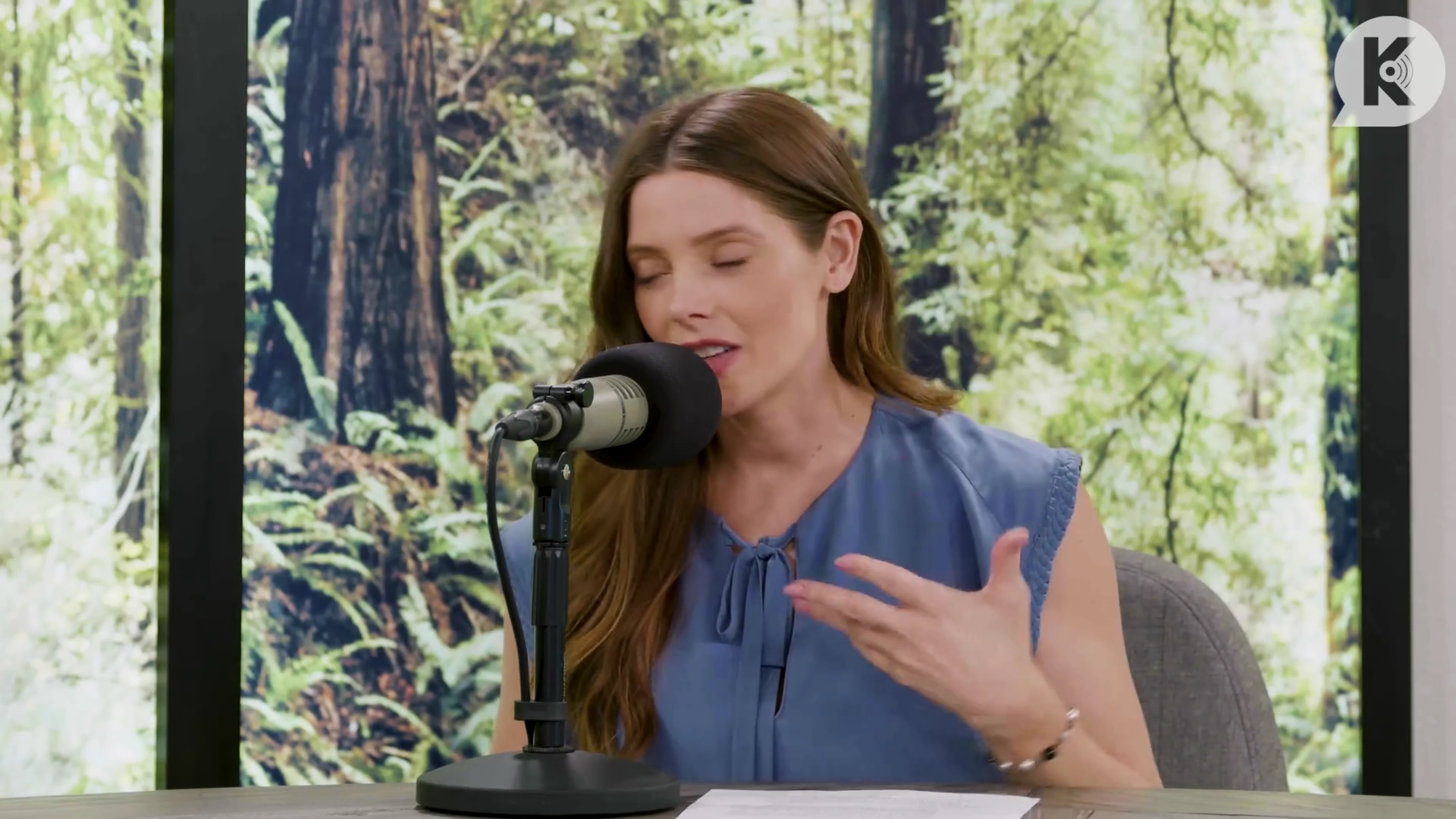 Ashley-Greene-dot-nl_TheTwilightEffect-BreakingDawnPart1RewatchPart2of3-0350.jpg Ashley-Greene-dot-nl_TheTwilightEffect-BreakingDawnPart1RewatchPart2of3-0350.jpg