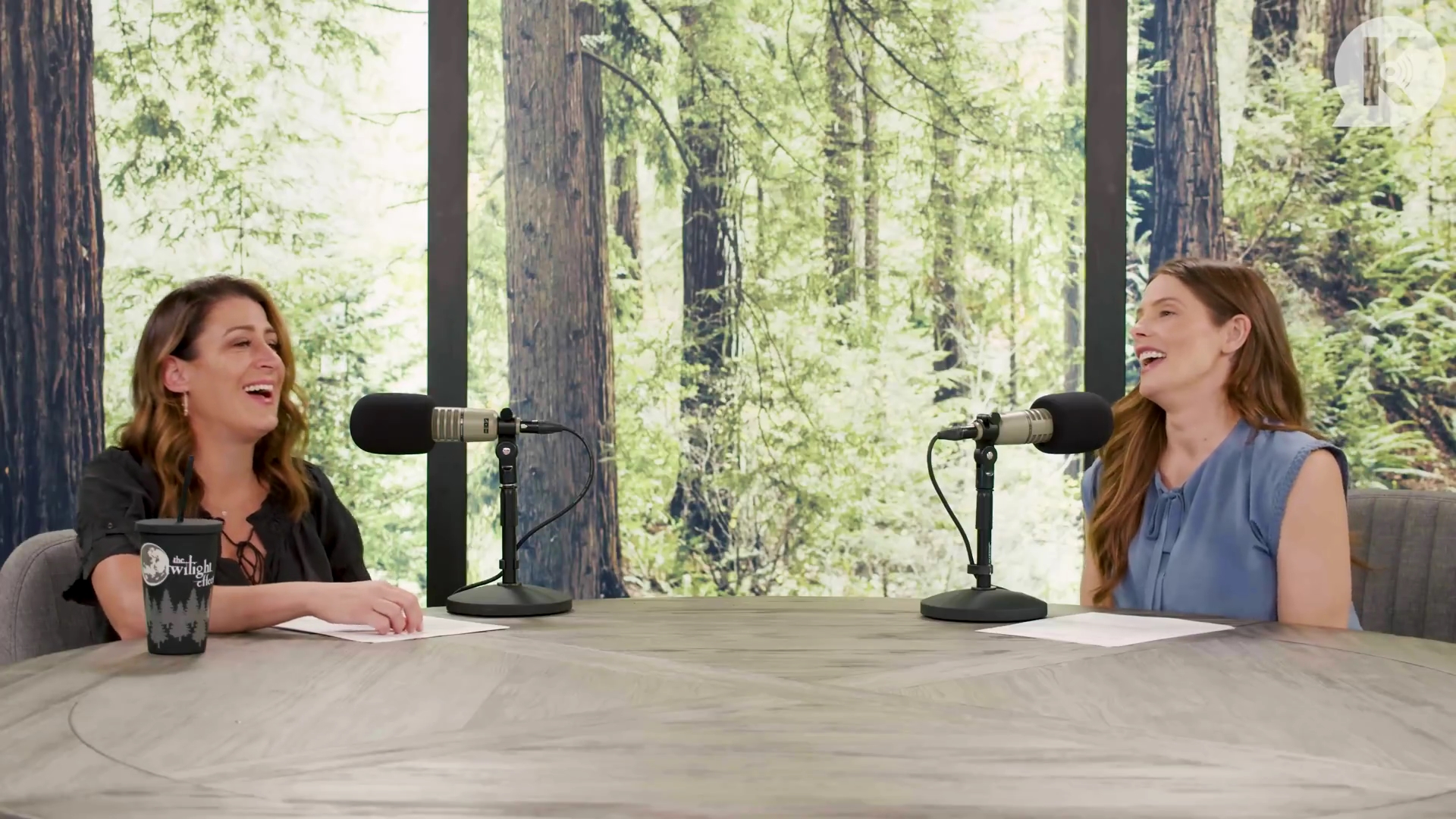 Ashley-Greene-dot-nl_TheTwilightEffect-BreakingDawnPart1RewatchPart2of3-0352.jpg Ashley-Greene-dot-nl_TheTwilightEffect-BreakingDawnPart1RewatchPart2of3-0352.jpg