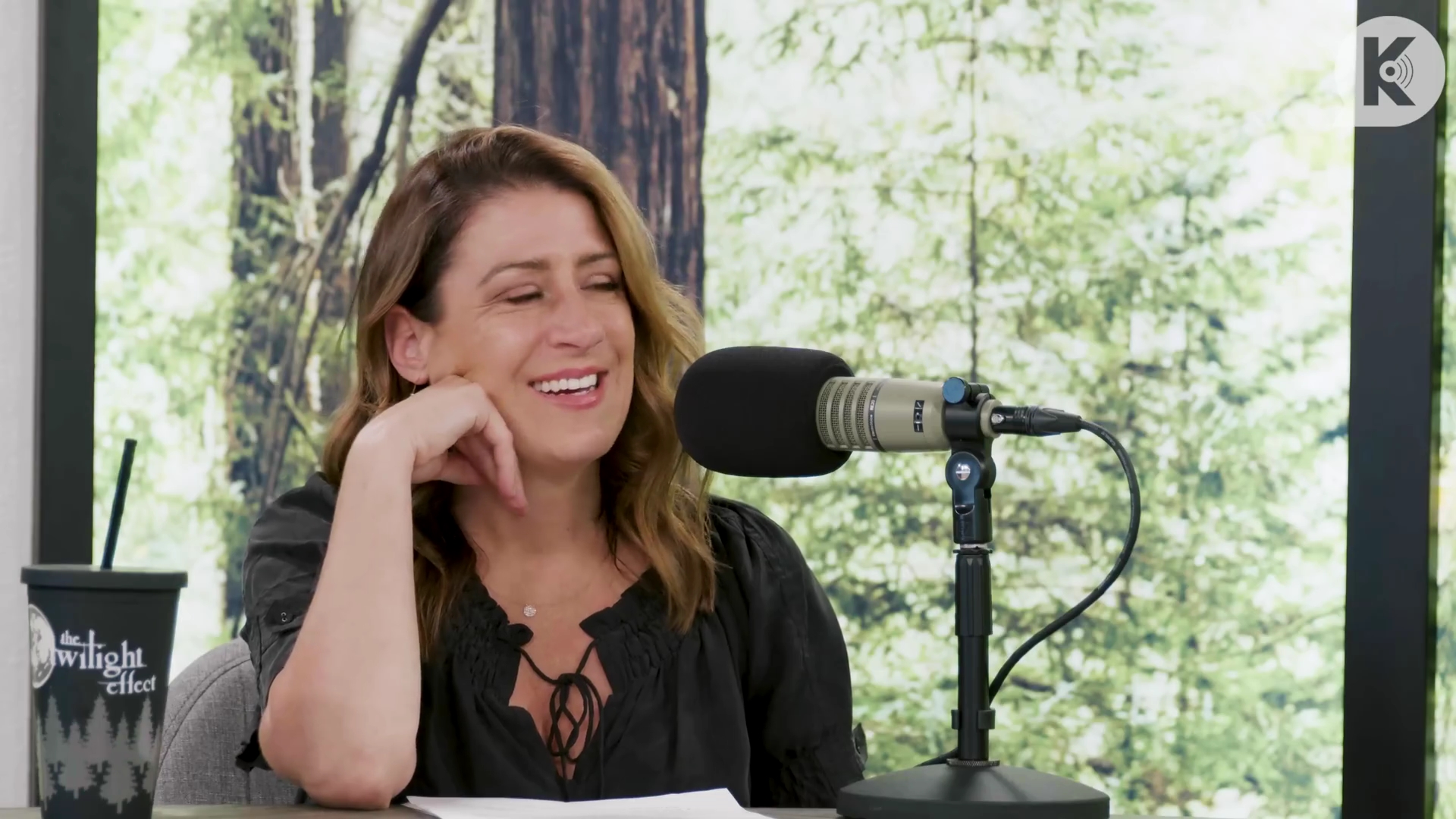 Ashley-Greene-dot-nl_TheTwilightEffect-BreakingDawnPart1RewatchPart2of3-0355.jpg Ashley-Greene-dot-nl_TheTwilightEffect-BreakingDawnPart1RewatchPart2of3-0355.jpg