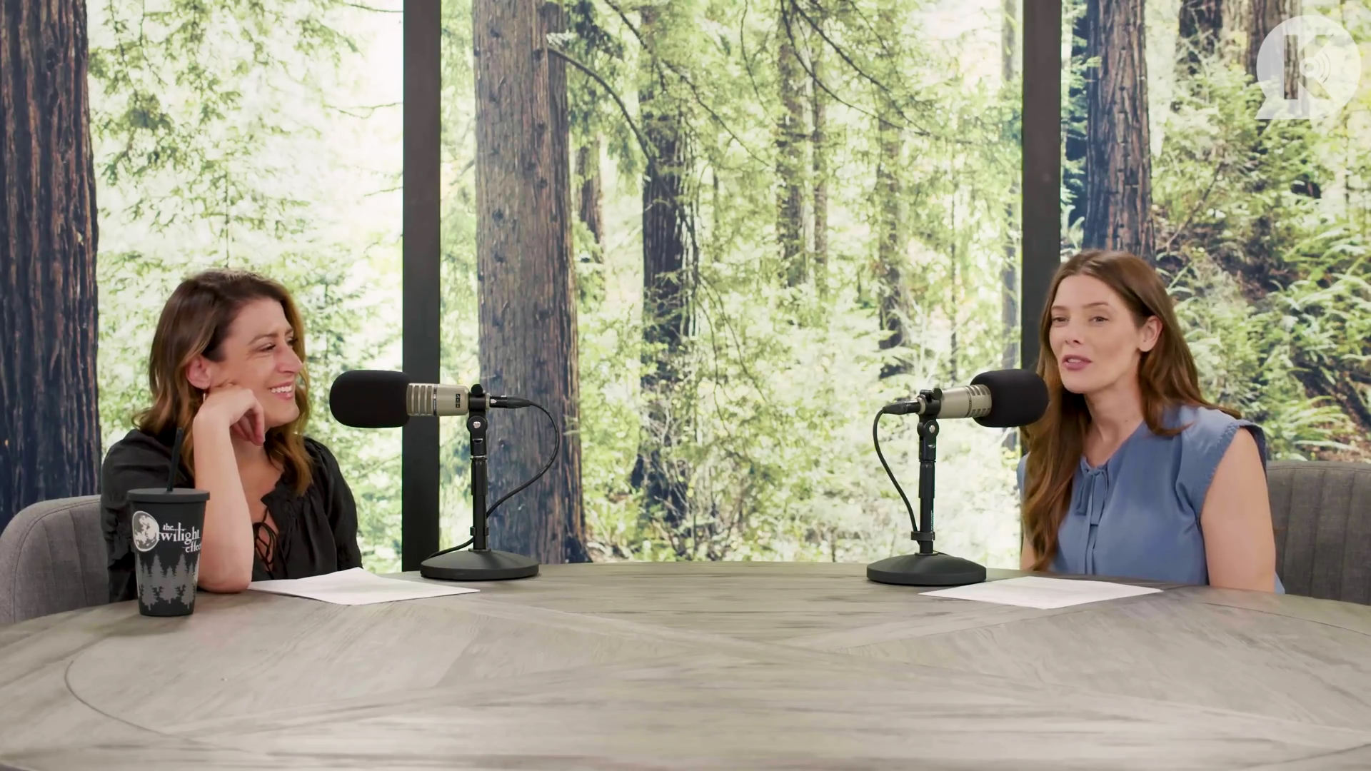 Ashley-Greene-dot-nl_TheTwilightEffect-BreakingDawnPart1RewatchPart2of3-0363.jpg Ashley-Greene-dot-nl_TheTwilightEffect-BreakingDawnPart1RewatchPart2of3-0363.jpg