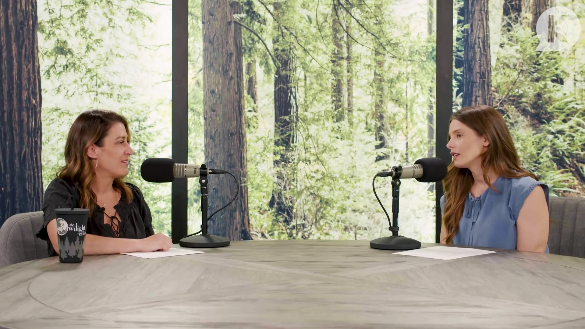 Ashley-Greene-dot-nl_TheTwilightEffect-BreakingDawnPart1RewatchPart2of3-0386.jpg Ashley-Greene-dot-nl_TheTwilightEffect-BreakingDawnPart1RewatchPart2of3-0386.jpg