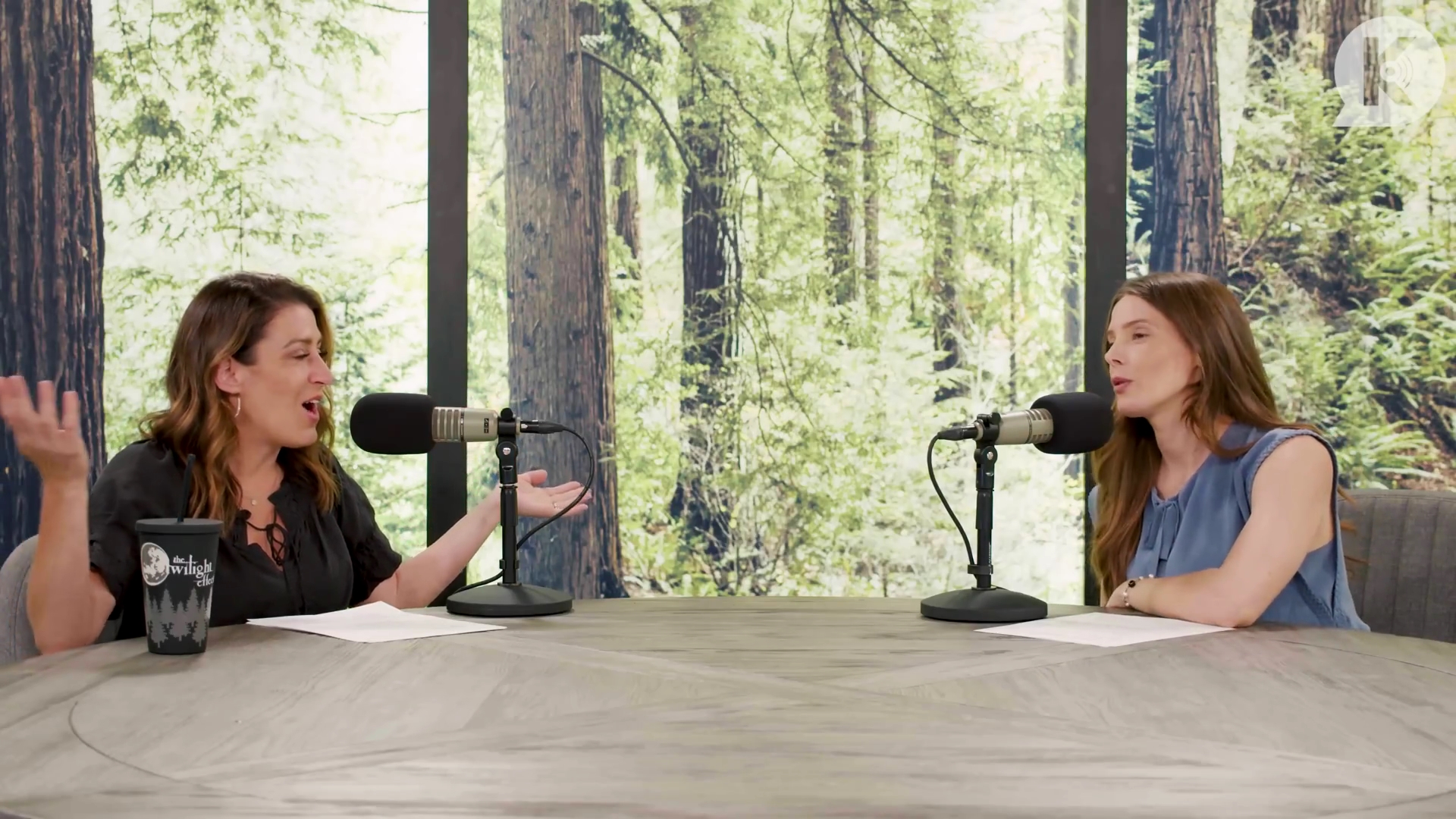 Ashley-Greene-dot-nl_TheTwilightEffect-BreakingDawnPart1RewatchPart2of3-0403.jpg Ashley-Greene-dot-nl_TheTwilightEffect-BreakingDawnPart1RewatchPart2of3-0403.jpg