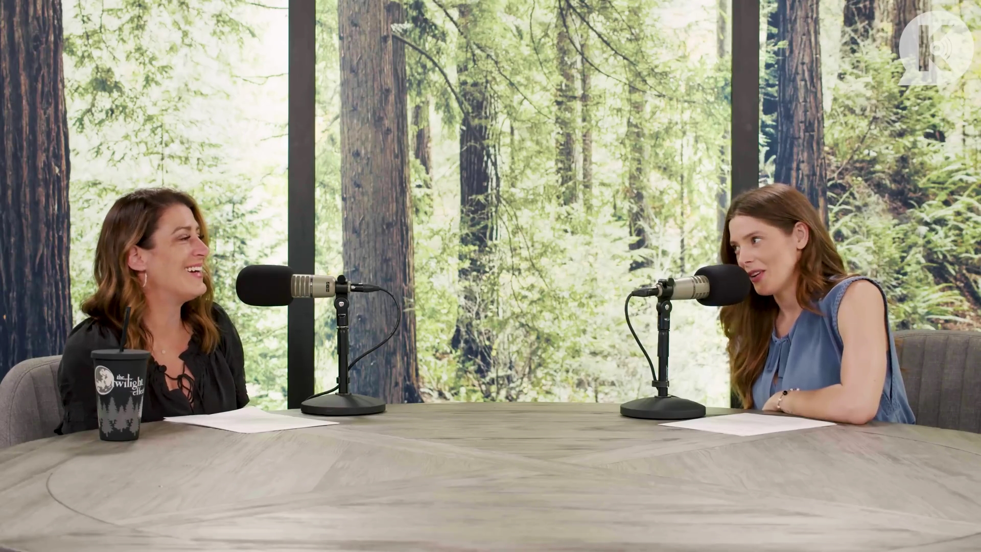 Ashley-Greene-dot-nl_TheTwilightEffect-BreakingDawnPart1RewatchPart2of3-0465.jpg Ashley-Greene-dot-nl_TheTwilightEffect-BreakingDawnPart1RewatchPart2of3-0465.jpg