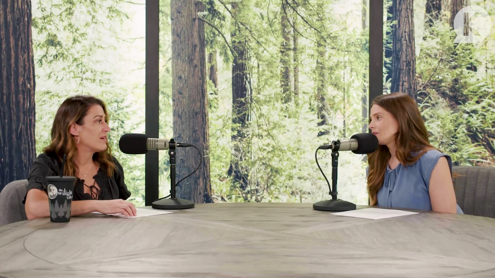 Ashley-Greene-dot-nl_TheTwilightEffect-BreakingDawnPart1RewatchPart2of3-0641.jpg Ashley-Greene-dot-nl_TheTwilightEffect-BreakingDawnPart1RewatchPart2of3-0641.jpg