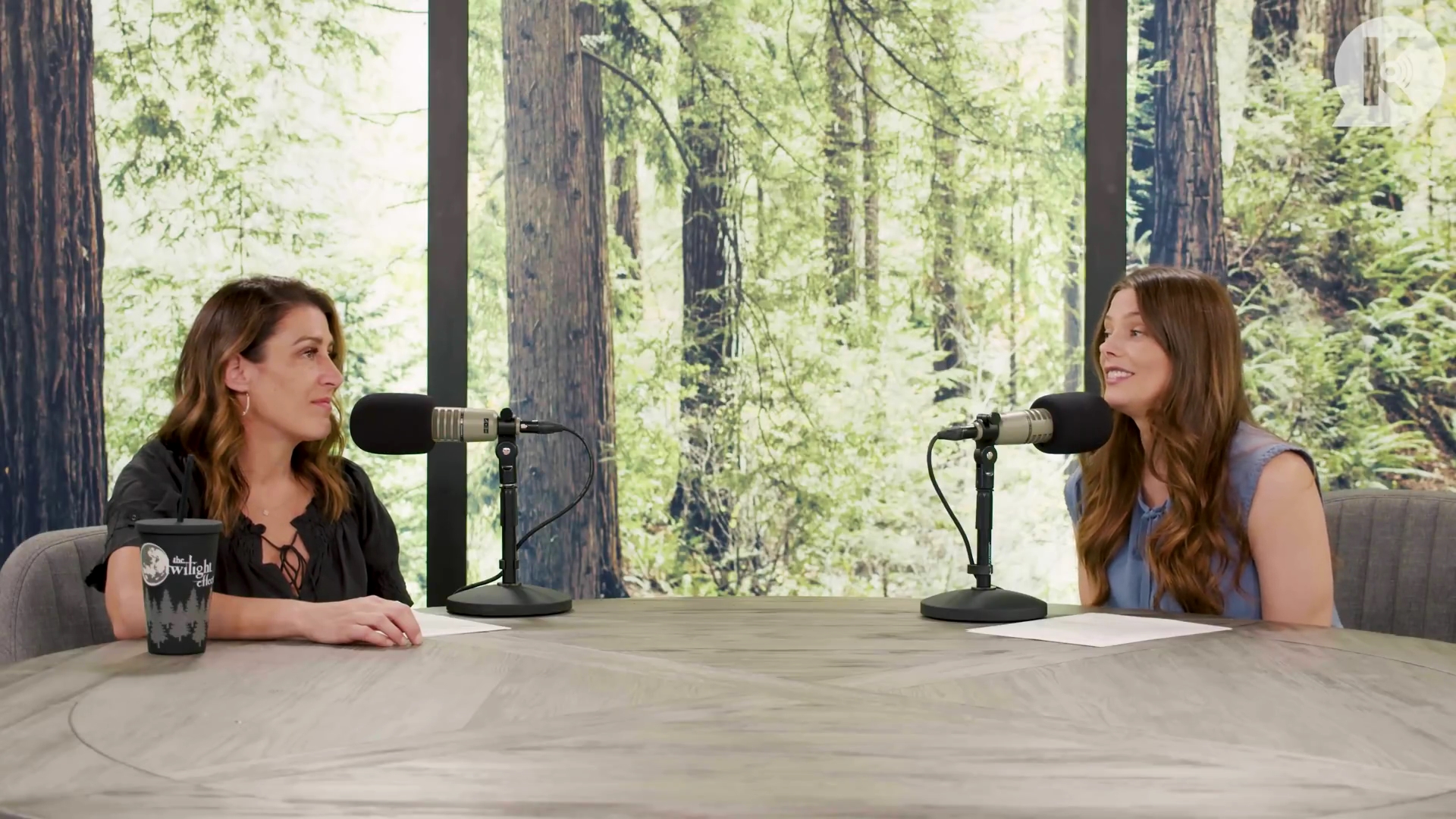 Ashley-Greene-dot-nl_TheTwilightEffect-BreakingDawnPart1RewatchPart2of3-0729.jpg Ashley-Greene-dot-nl_TheTwilightEffect-BreakingDawnPart1RewatchPart2of3-0729.jpg