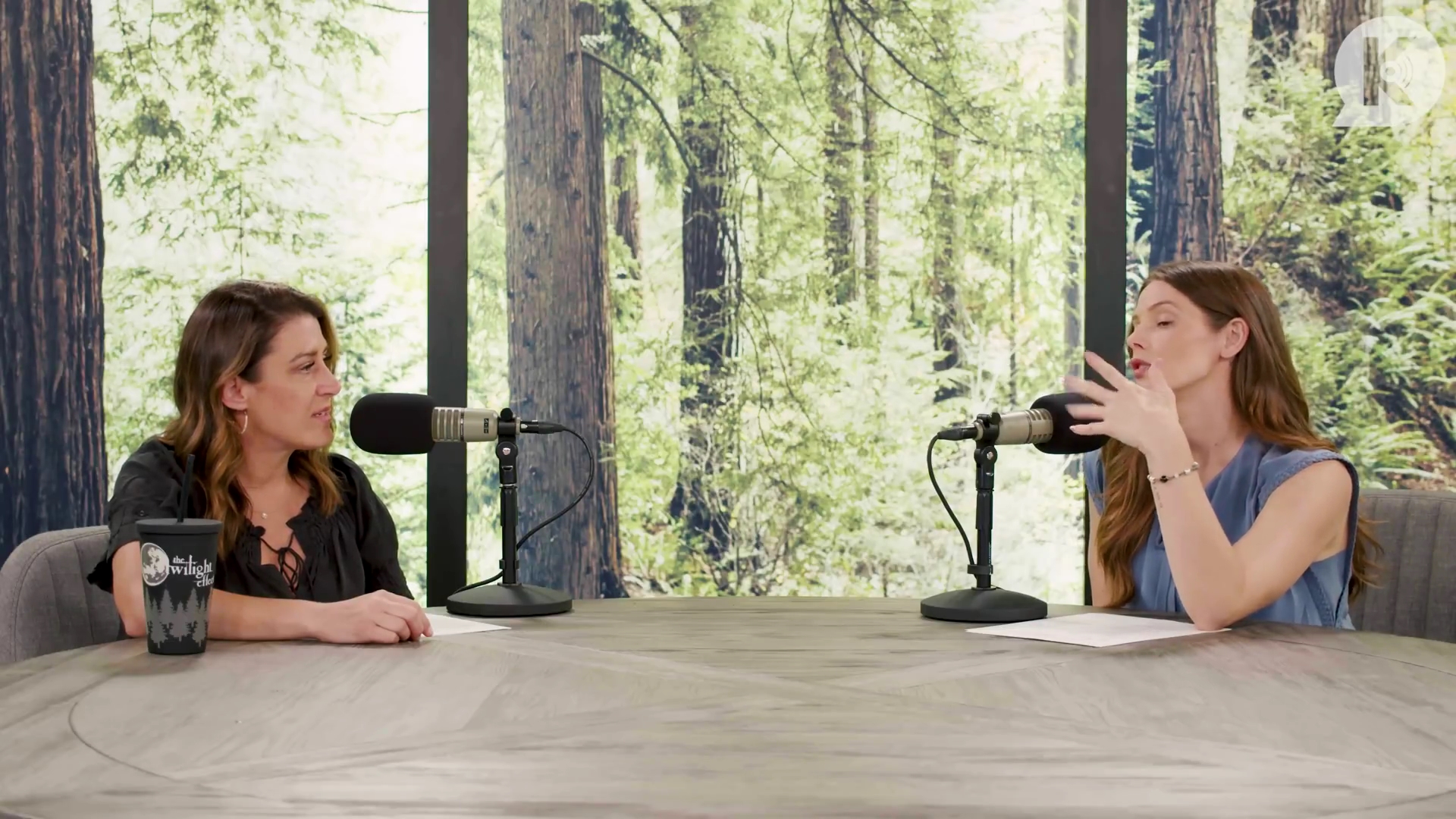 Ashley-Greene-dot-nl_TheTwilightEffect-BreakingDawnPart1RewatchPart2of3-0776.jpg Ashley-Greene-dot-nl_TheTwilightEffect-BreakingDawnPart1RewatchPart2of3-0776.jpg