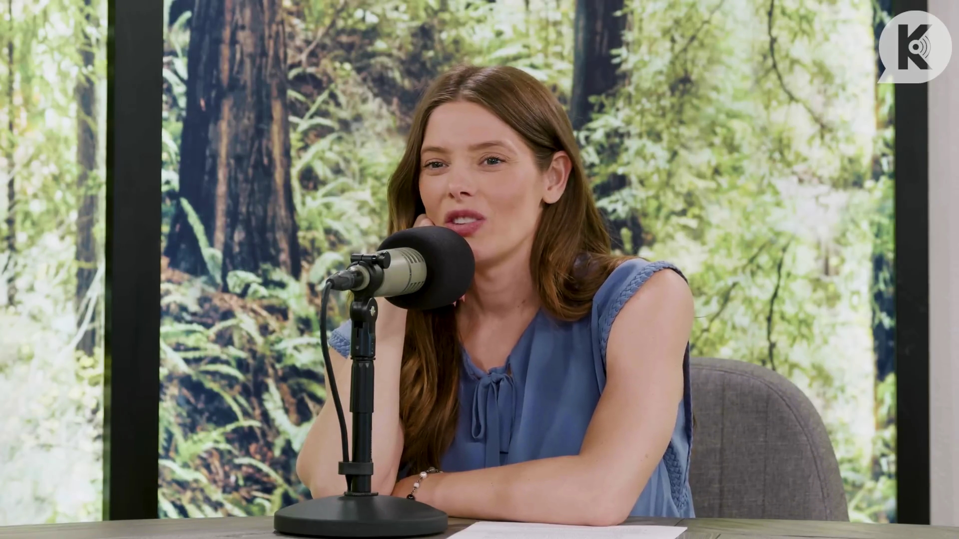 Ashley-Greene-dot-nl_TheTwilightEffect-BreakingDawnPart1RewatchPart2of3-0819.jpg Ashley-Greene-dot-nl_TheTwilightEffect-BreakingDawnPart1RewatchPart2of3-0819.jpg