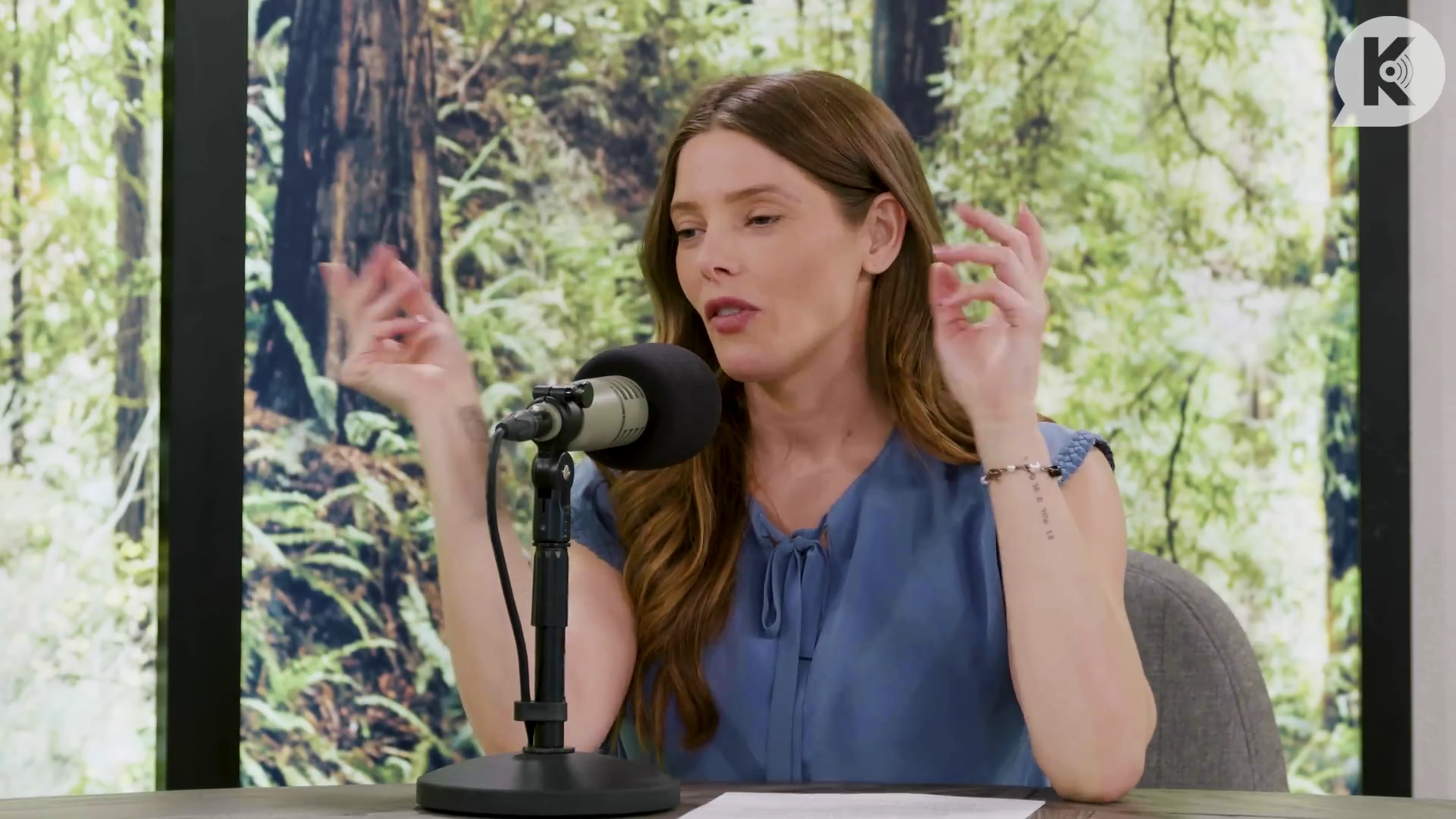 Ashley-Greene-dot-nl_TheTwilightEffect-BreakingDawnPart1RewatchPart2of3-0822.jpg Ashley-Greene-dot-nl_TheTwilightEffect-BreakingDawnPart1RewatchPart2of3-0822.jpg