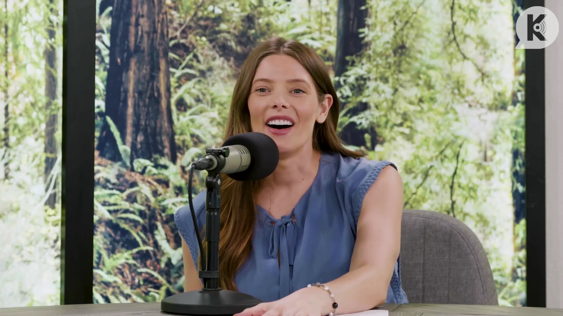 Ashley-Greene-dot-nl_TheTwilightEffect-BreakingDawnPart1RewatchPart2of3-0900.jpg Ashley-Greene-dot-nl_TheTwilightEffect-BreakingDawnPart1RewatchPart2of3-0900.jpg