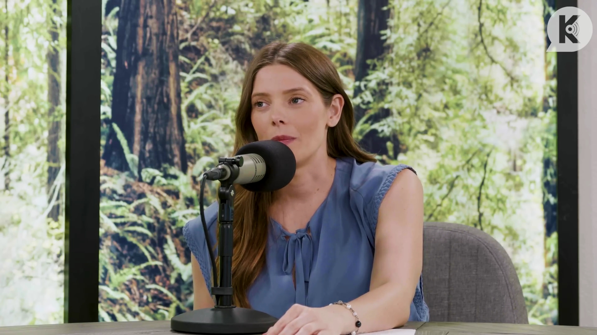 Ashley-Greene-dot-nl_TheTwilightEffect-BreakingDawnPart1RewatchPart2of3-0911.jpg Ashley-Greene-dot-nl_TheTwilightEffect-BreakingDawnPart1RewatchPart2of3-0911.jpg