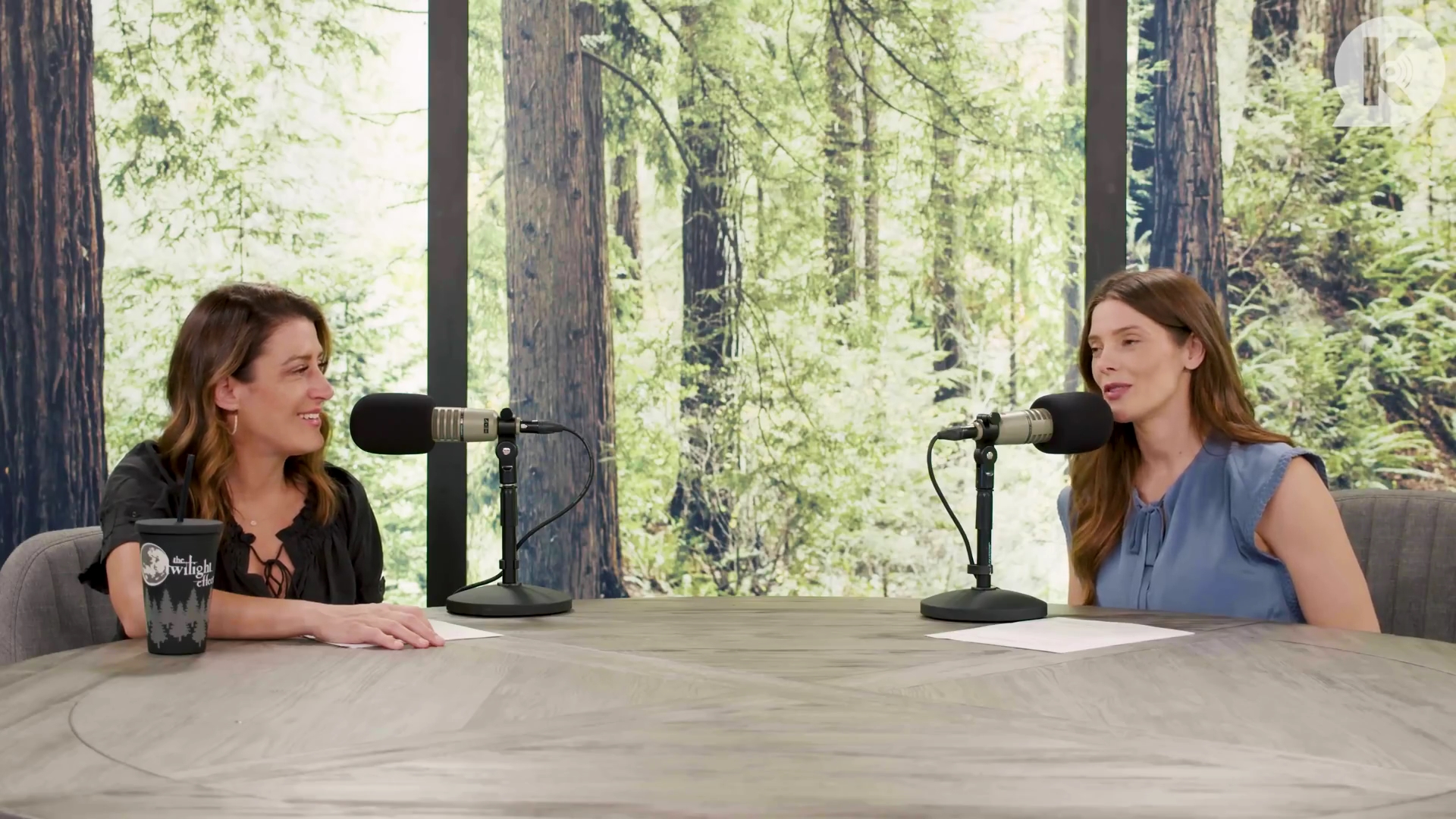 Ashley-Greene-dot-nl_TheTwilightEffect-BreakingDawnPart1RewatchPart2of3-1082.jpg Ashley-Greene-dot-nl_TheTwilightEffect-BreakingDawnPart1RewatchPart2of3-1082.jpg