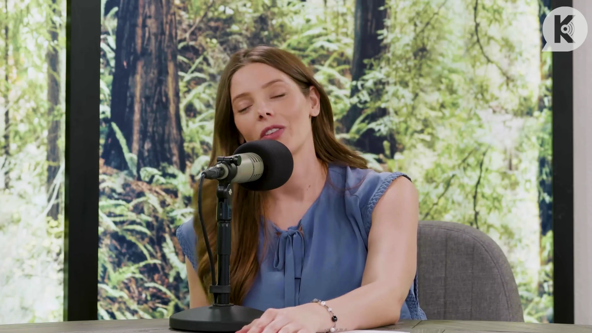 Ashley-Greene-dot-nl_TheTwilightEffect-BreakingDawnPart1RewatchPart2of3-1134.jpg Ashley-Greene-dot-nl_TheTwilightEffect-BreakingDawnPart1RewatchPart2of3-1134.jpg