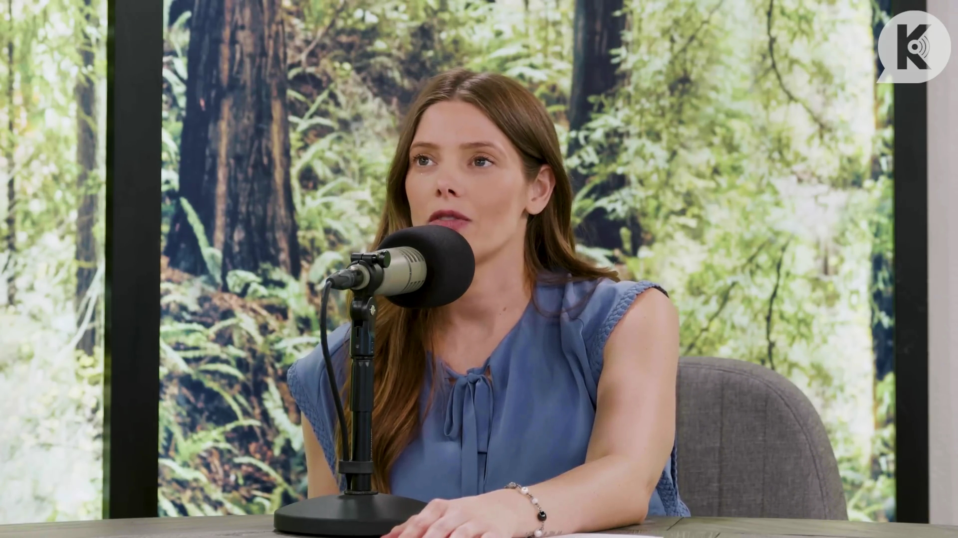 Ashley-Greene-dot-nl_TheTwilightEffect-BreakingDawnPart1RewatchPart2of3-1138.jpg Ashley-Greene-dot-nl_TheTwilightEffect-BreakingDawnPart1RewatchPart2of3-1138.jpg