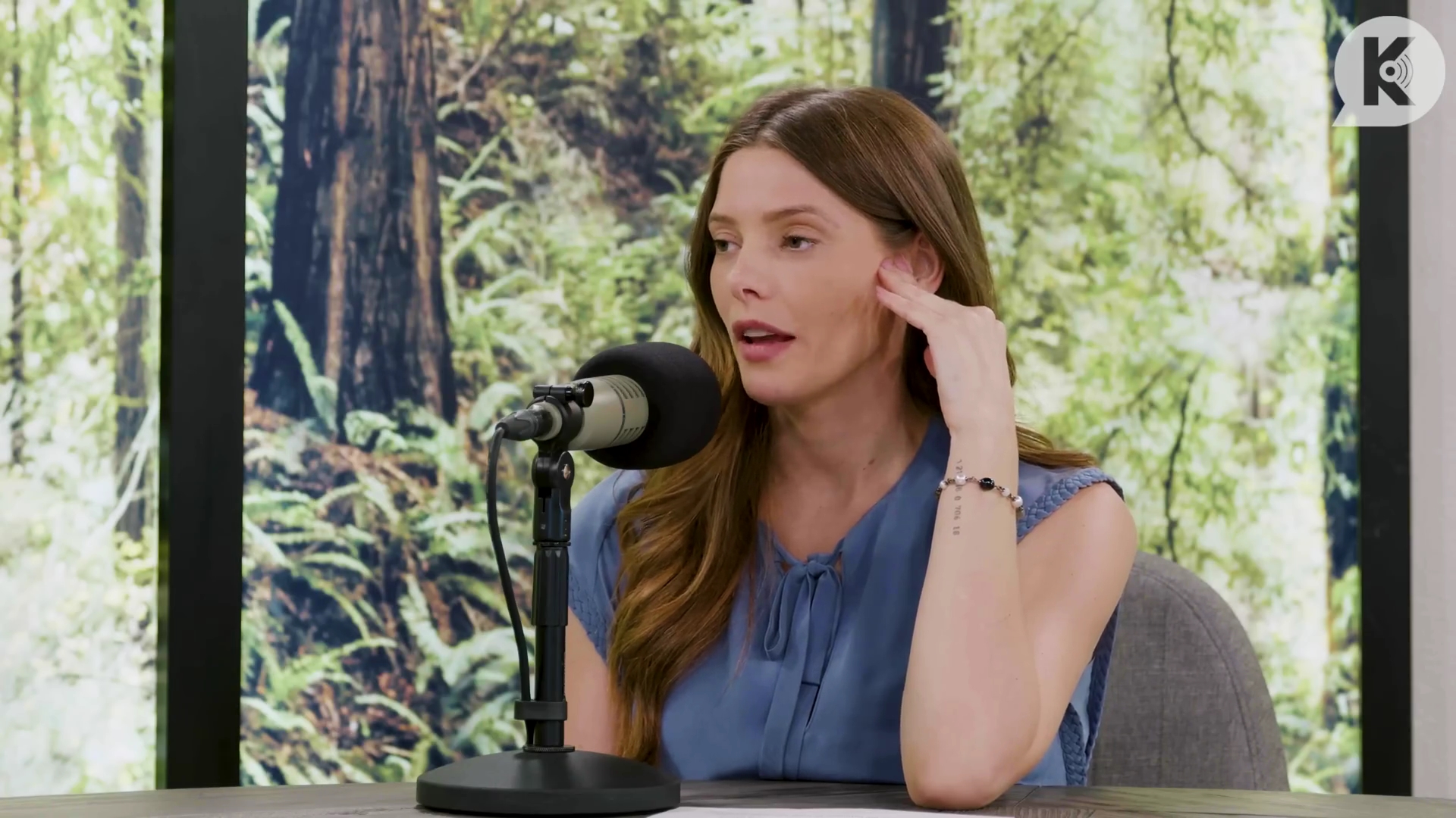 Ashley-Greene-dot-nl_TheTwilightEffect-BreakingDawnPart1RewatchPart2of3-1237.jpg Ashley-Greene-dot-nl_TheTwilightEffect-BreakingDawnPart1RewatchPart2of3-1237.jpg