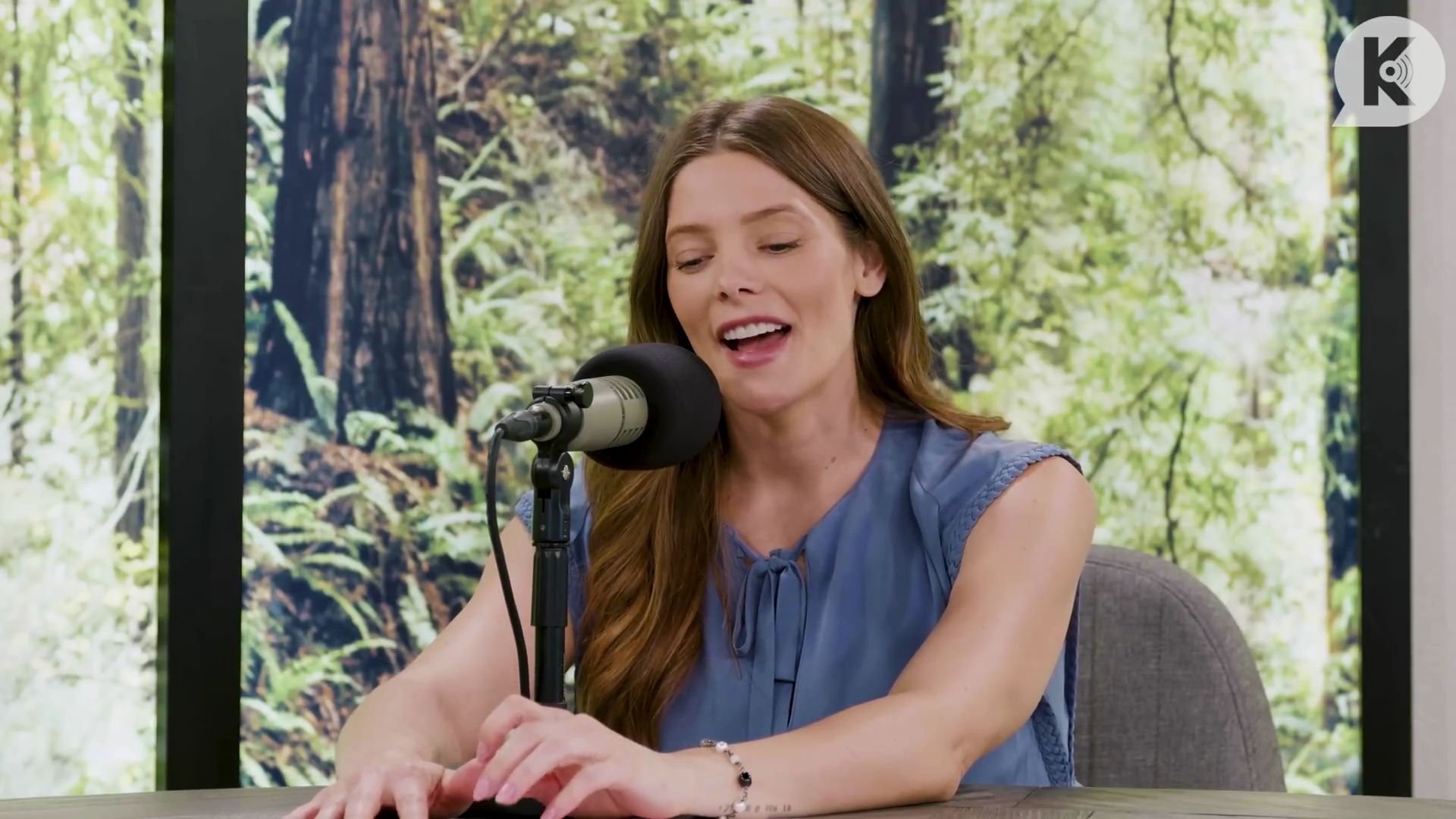 Ashley-Greene-dot-nl_TheTwilightEffect-BreakingDawnPart1RewatchPart2of3-1283.jpg Ashley-Greene-dot-nl_TheTwilightEffect-BreakingDawnPart1RewatchPart2of3-1283.jpg