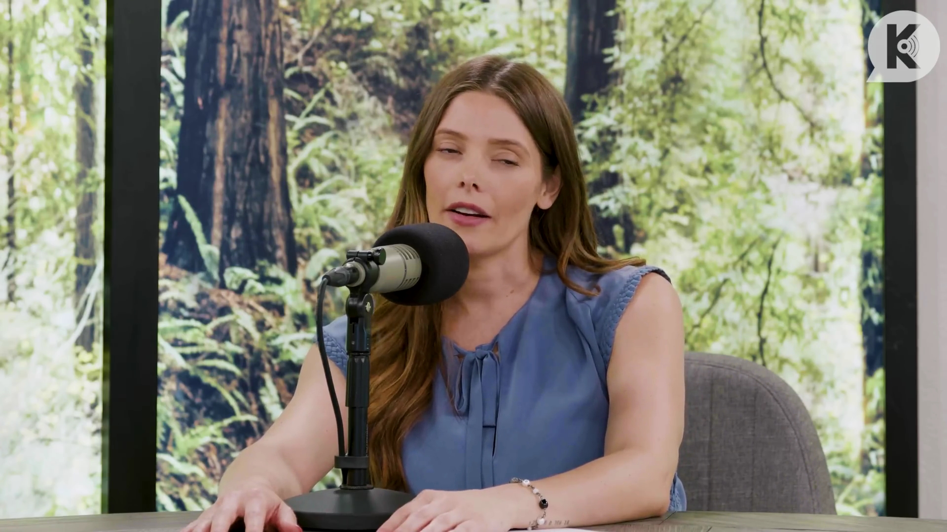 Ashley-Greene-dot-nl_TheTwilightEffect-BreakingDawnPart1RewatchPart2of3-1291.jpg Ashley-Greene-dot-nl_TheTwilightEffect-BreakingDawnPart1RewatchPart2of3-1291.jpg