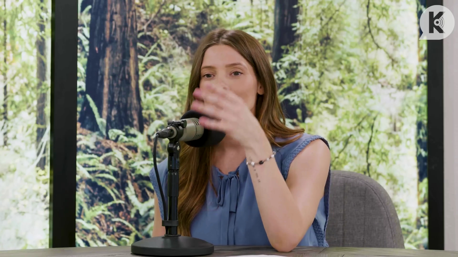 Ashley-Greene-dot-nl_TheTwilightEffect-BreakingDawnPart1RewatchPart2of3-1306.jpg Ashley-Greene-dot-nl_TheTwilightEffect-BreakingDawnPart1RewatchPart2of3-1306.jpg